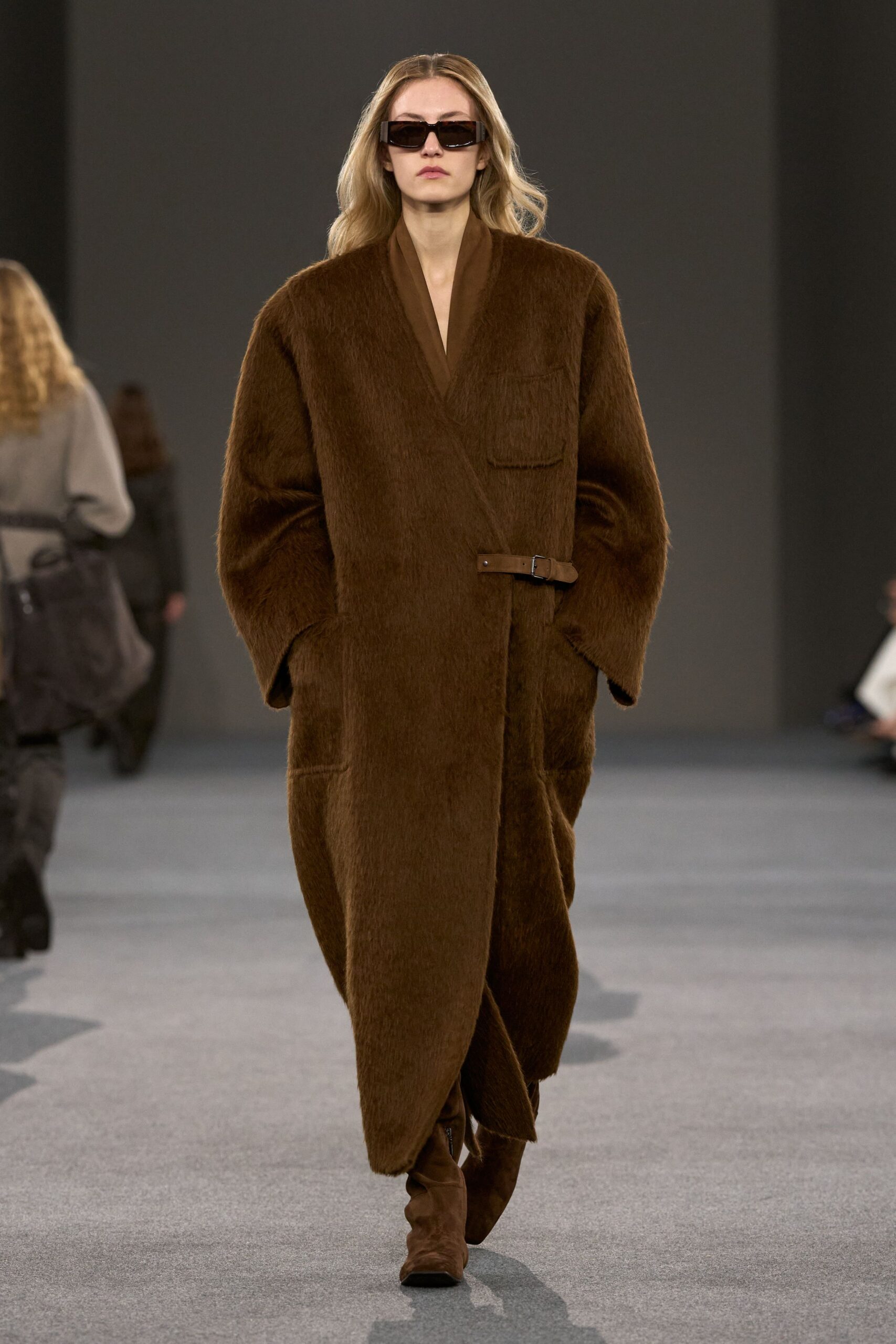 brown fur long-sleeve collared relaxed belted maxi coat