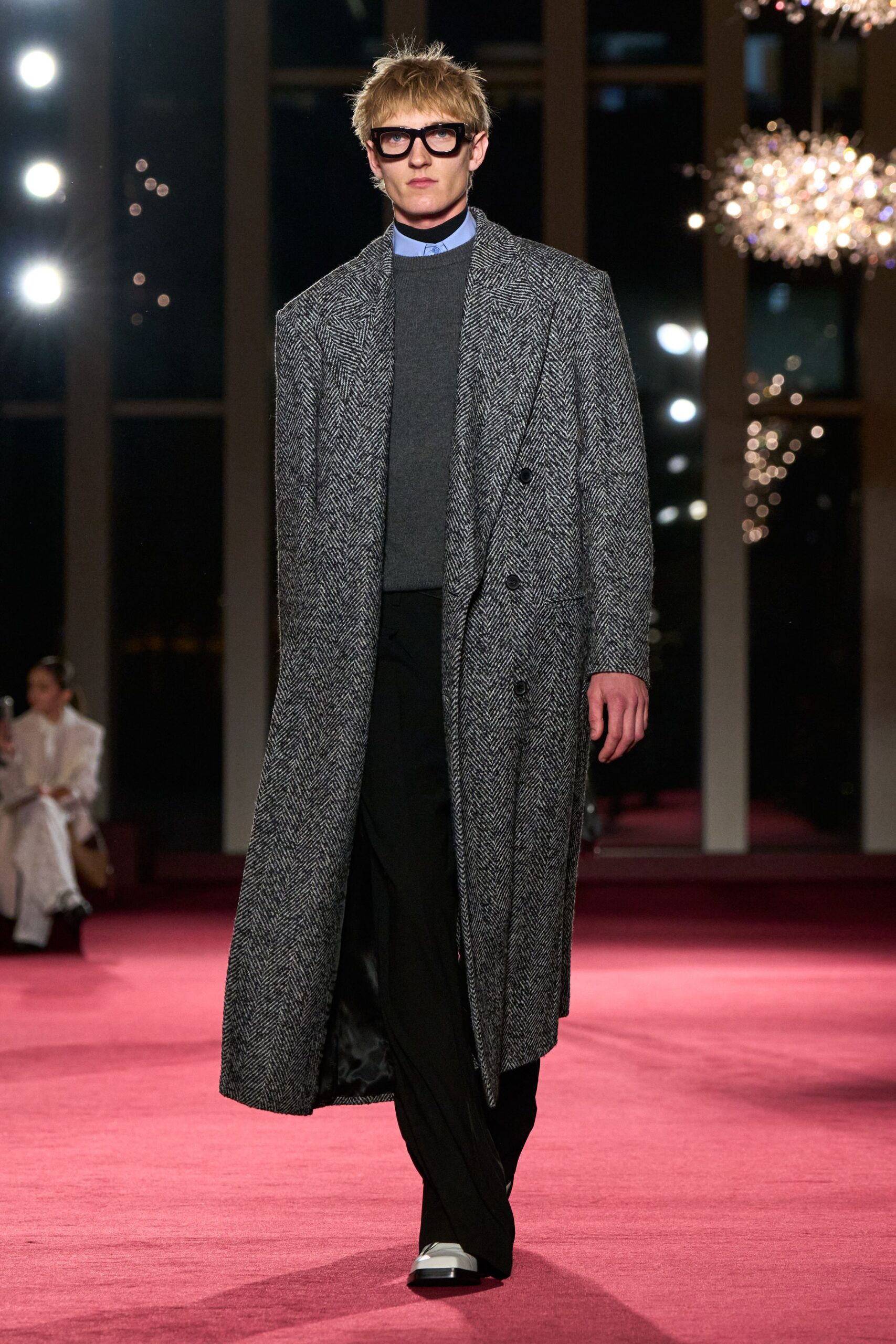 gray wool long-sleeve collared tailored checked maxi coat