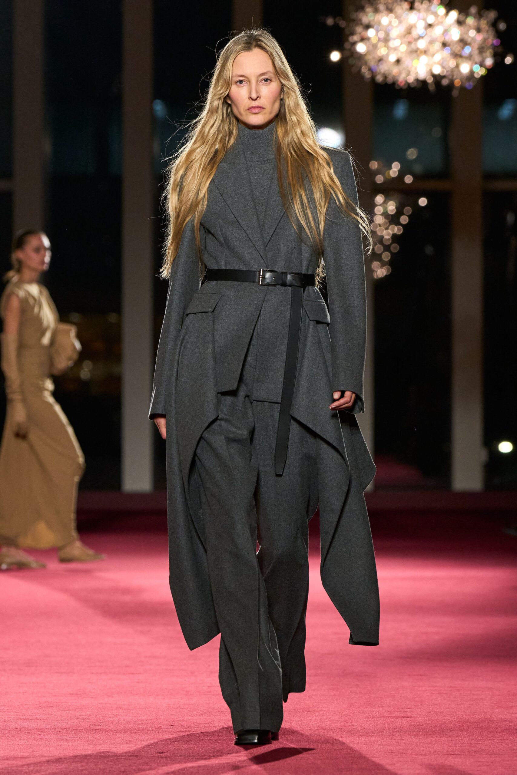 gray wool long-sleeve collared structured draped belted coat
