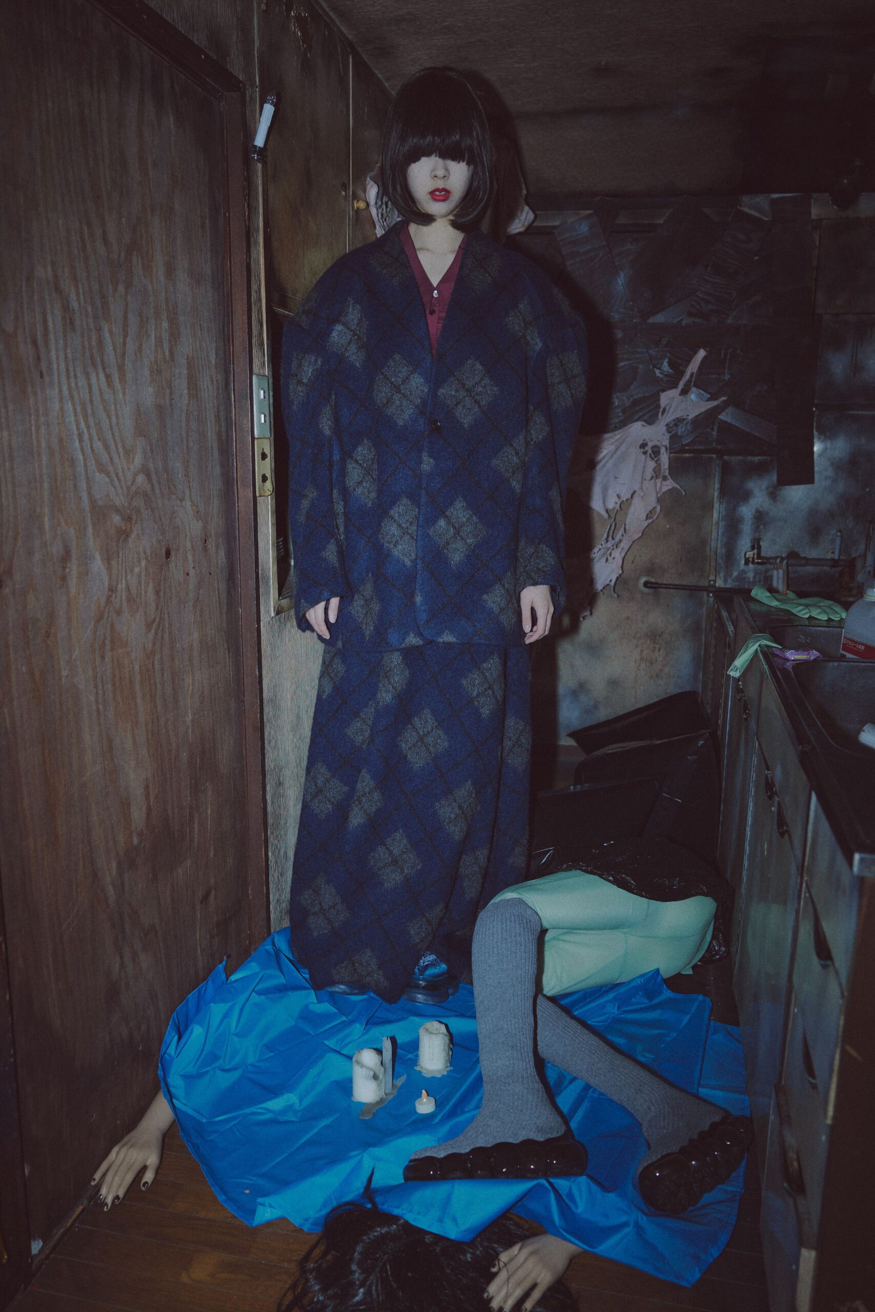 blue wool long-sleeve collared oversized checked blazer