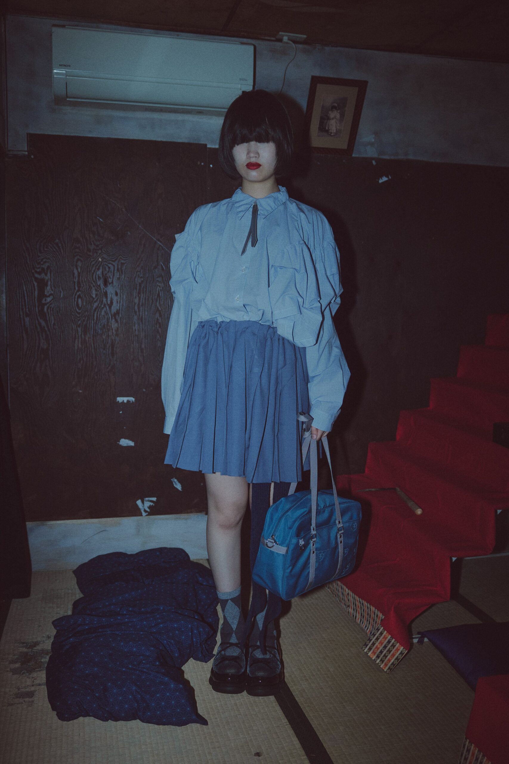 blue cotton fitted pleated mini skirt