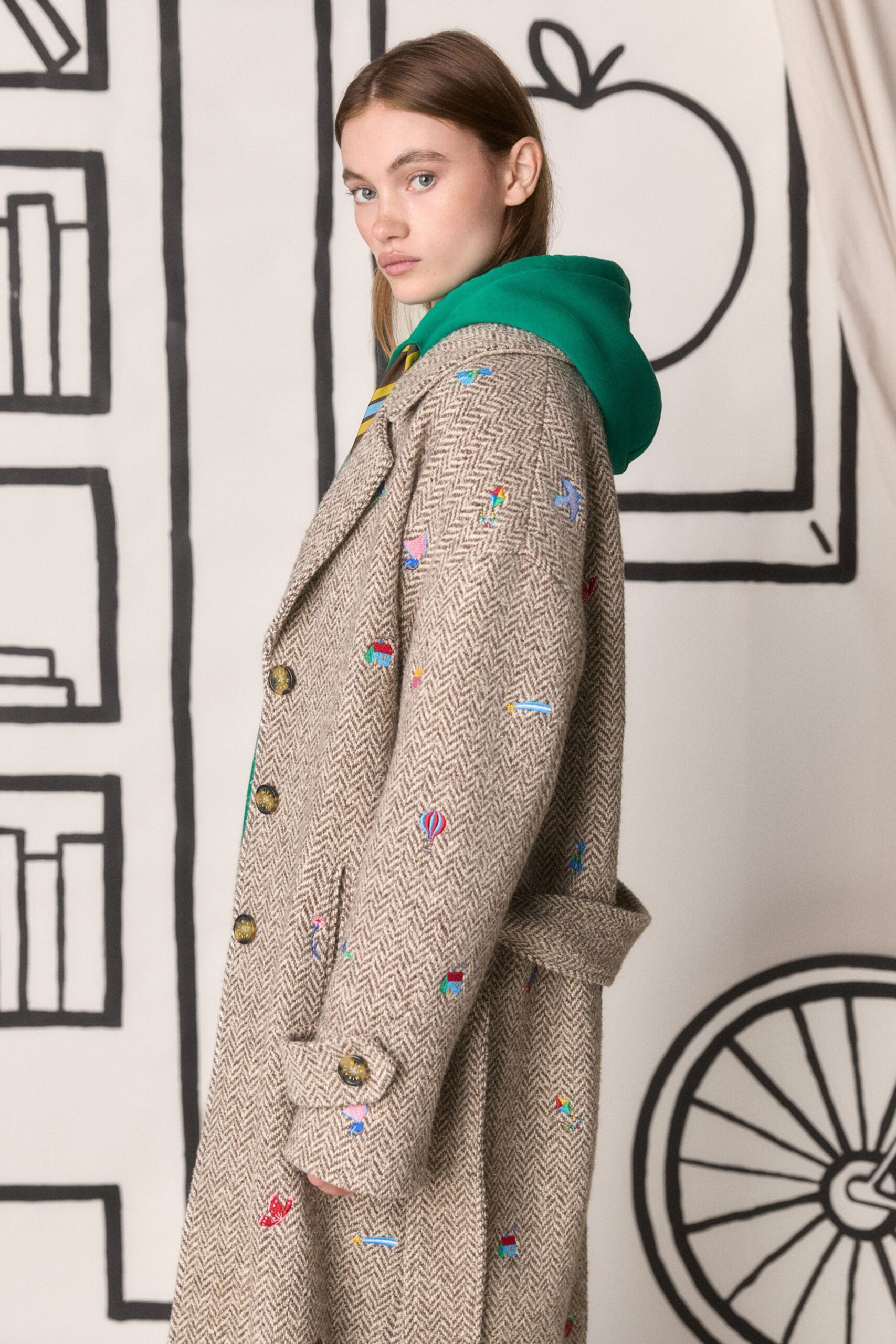 beige wool long-sleeve collared relaxed embroidered coat