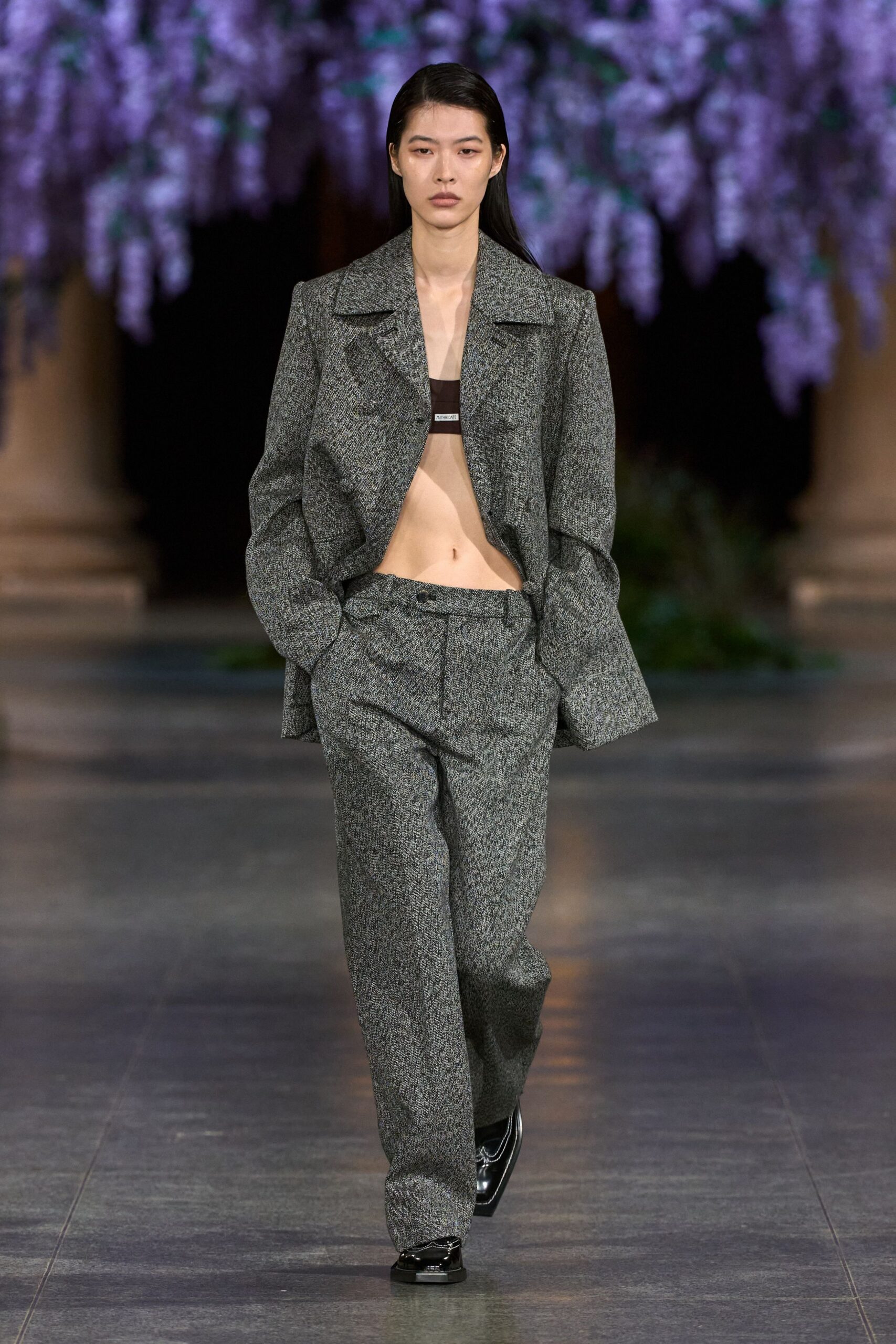 gray tweed long-sleeve collared oversized buttoned blazer