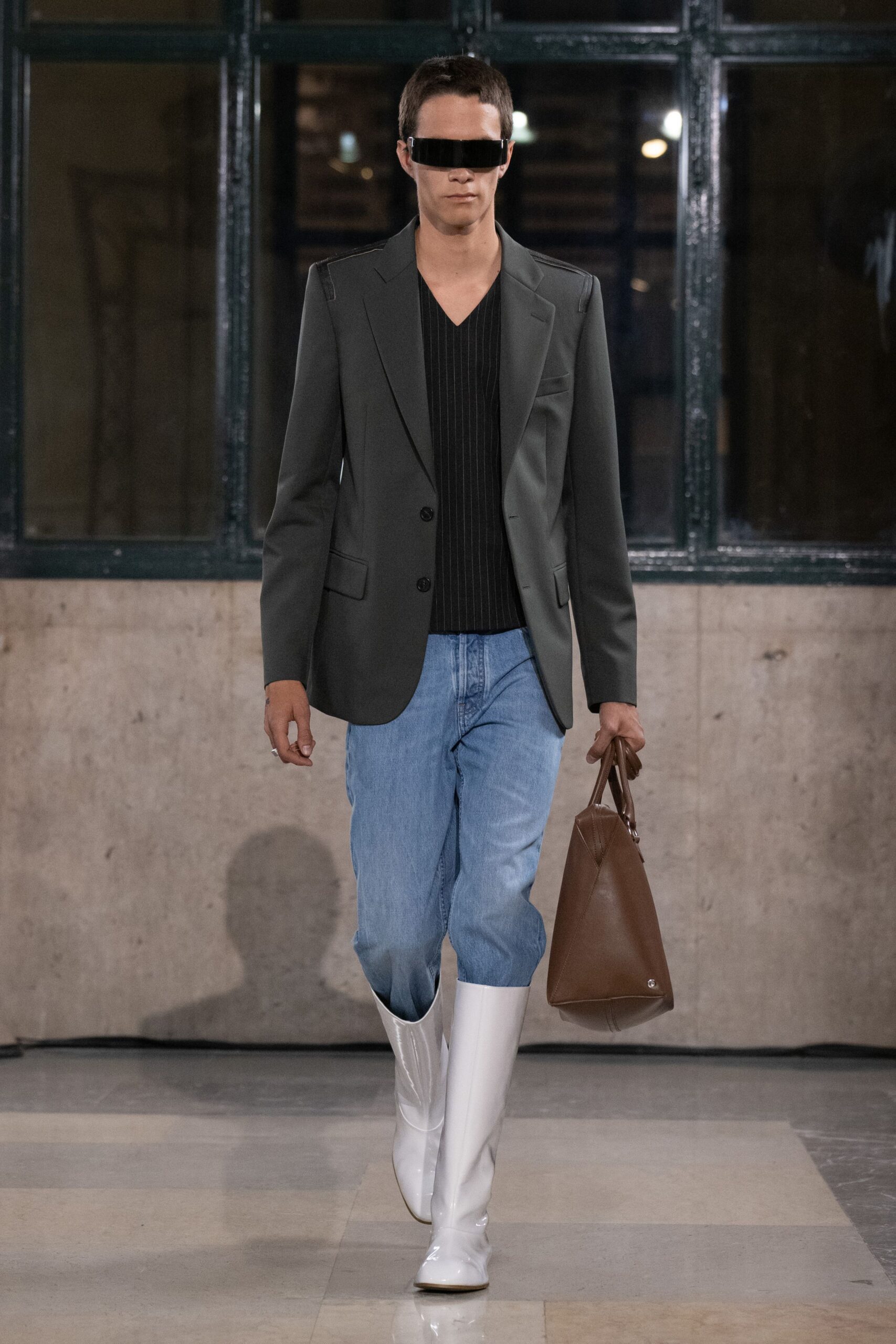 black blazer with jeans and boots