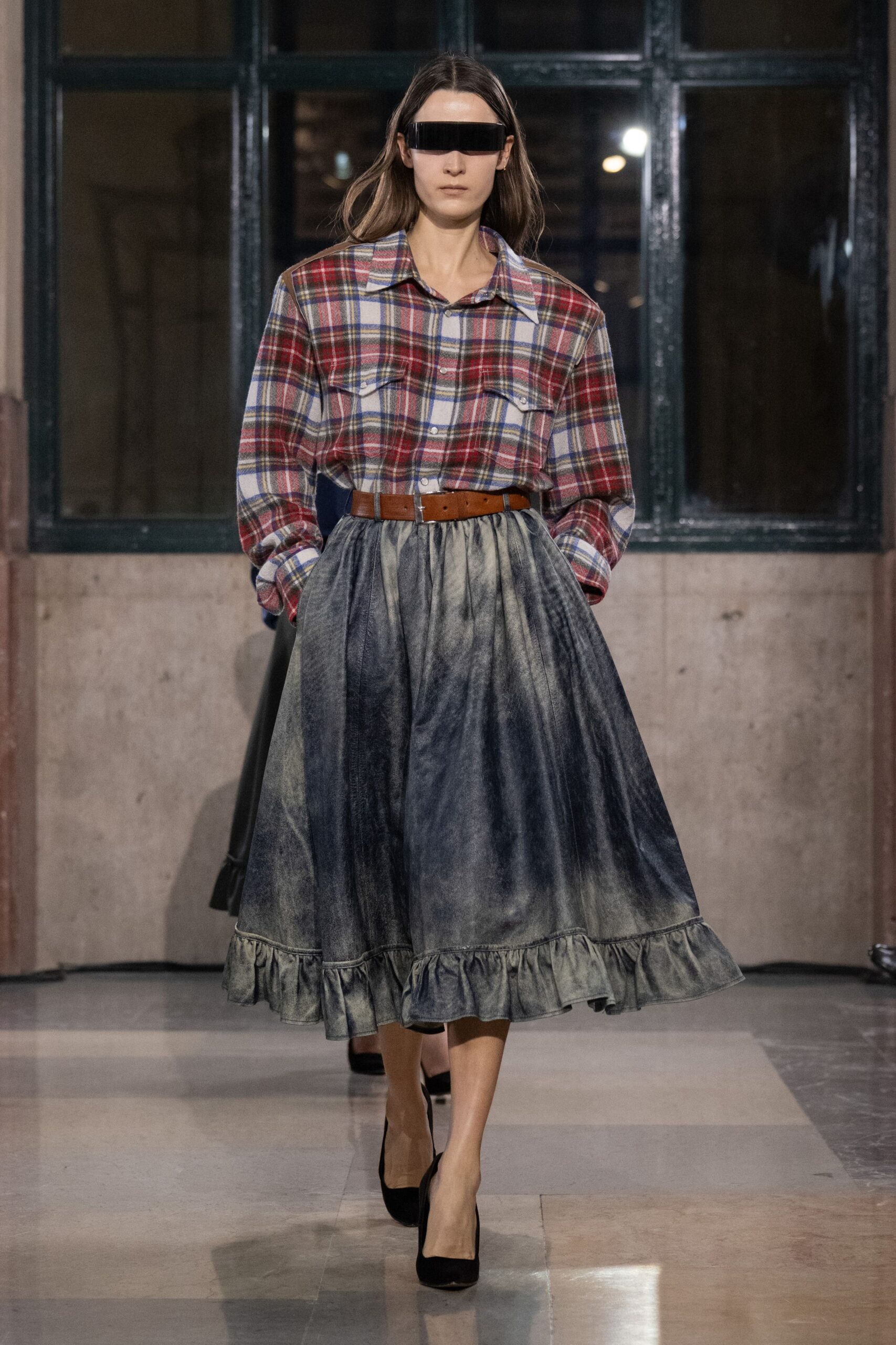 red cotton long-sleeve collared relaxed checked shirt