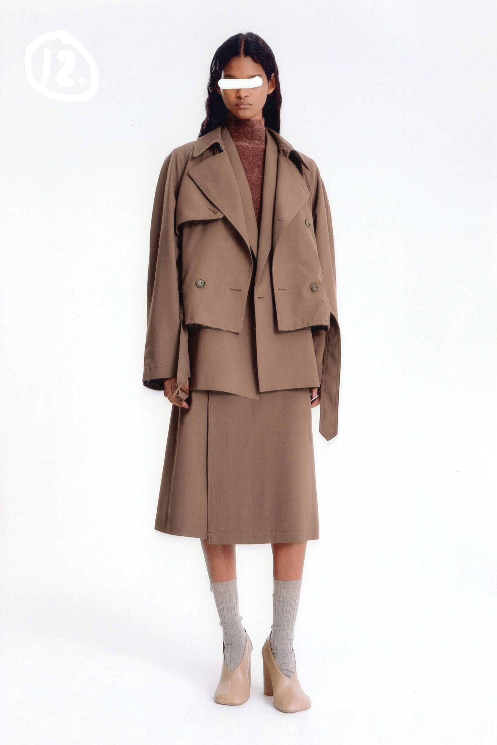 beige cotton long-sleeve collared oversized buttoned jacket