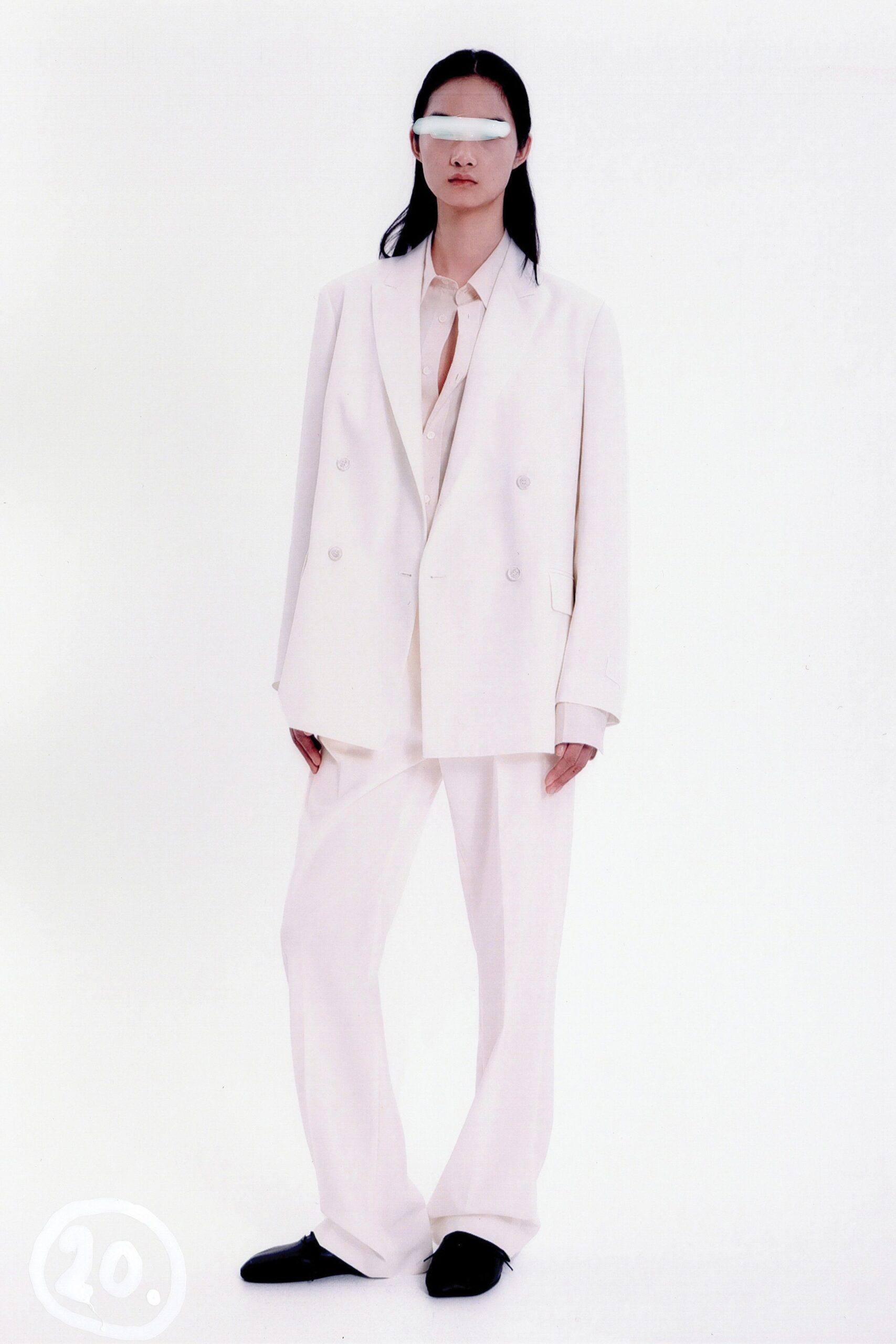 white cotton long-sleeve collared tailored suit