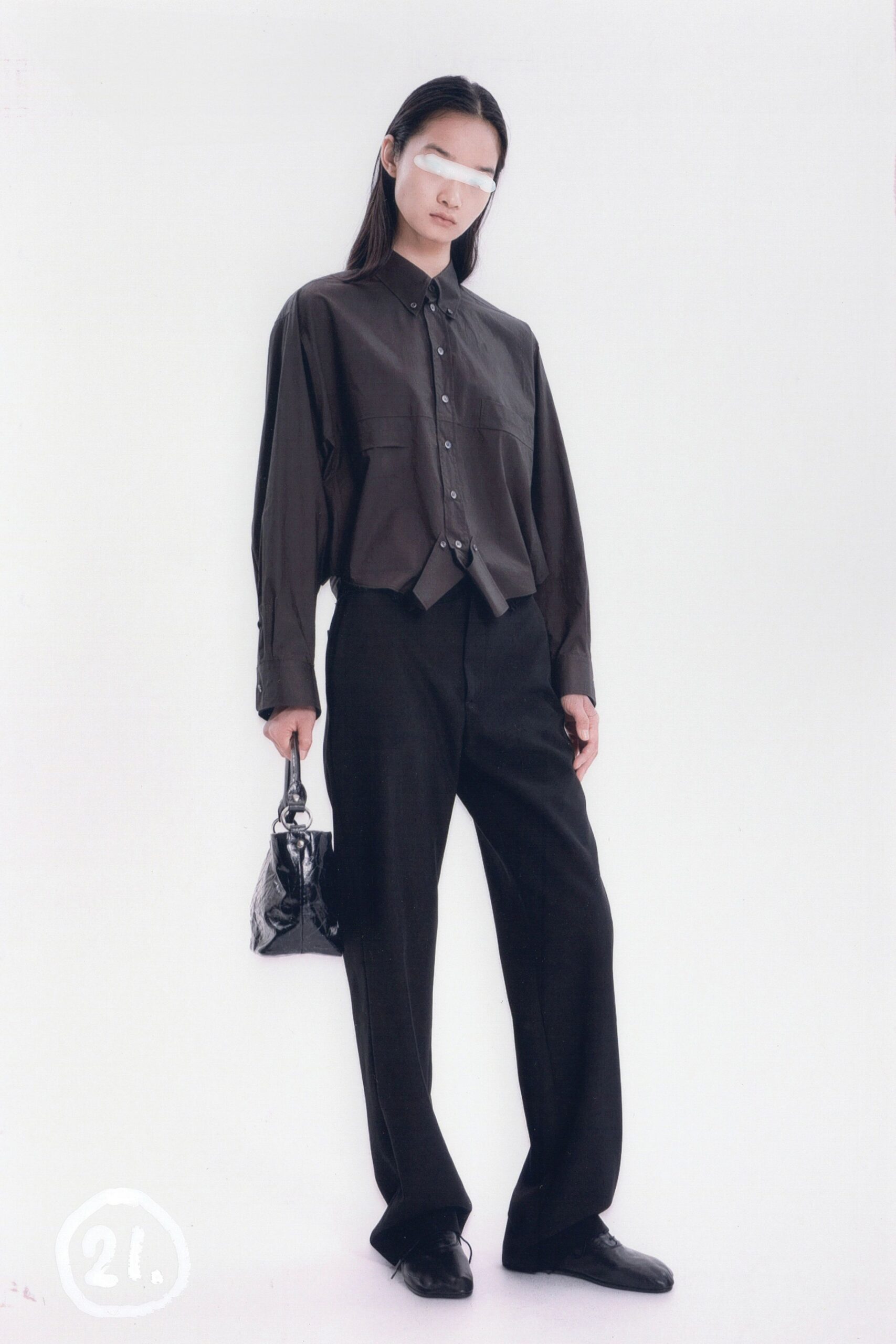 black cotton long-sleeve collared relaxed shirt