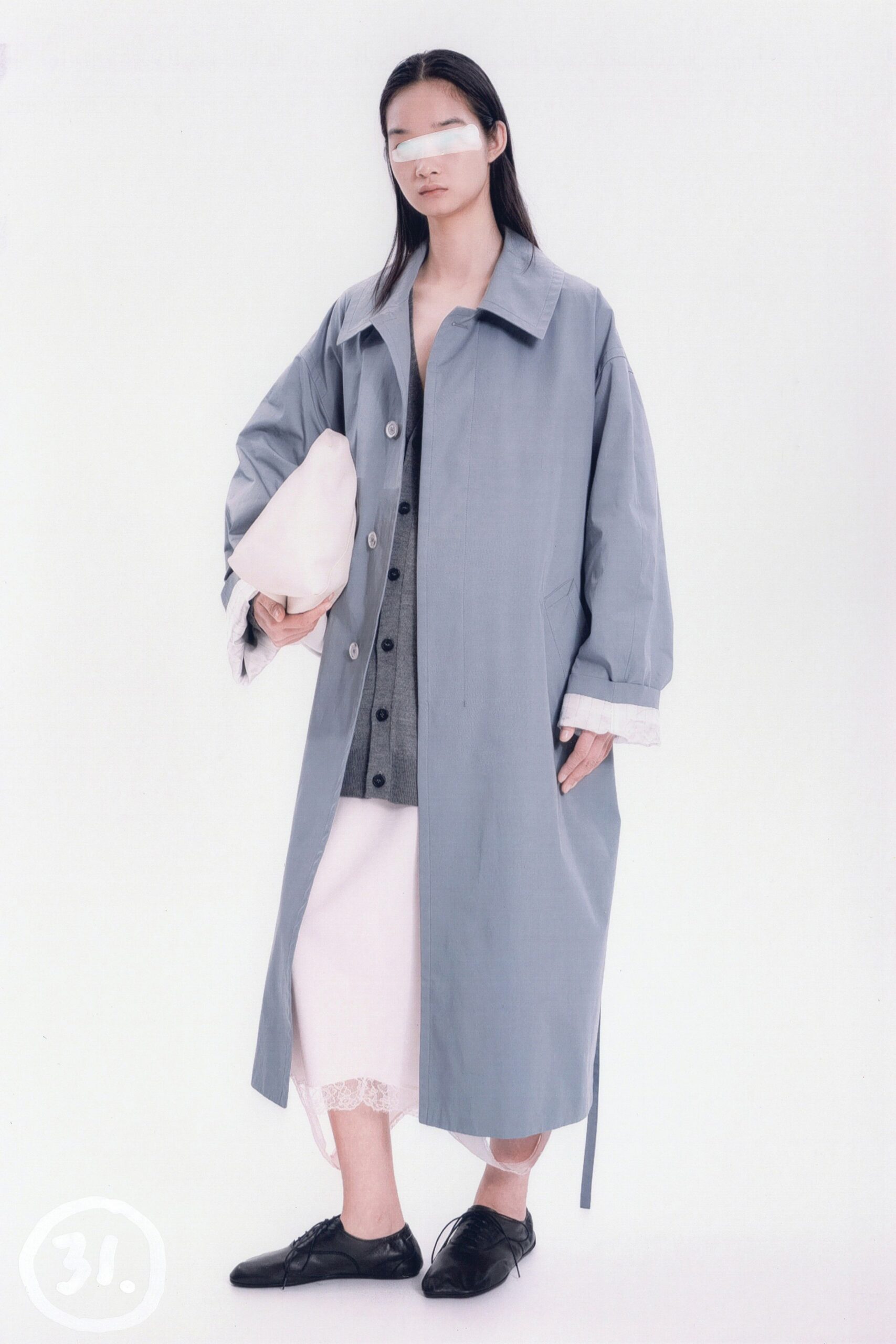 gray cotton long-sleeve collared relaxed buttoned shirt