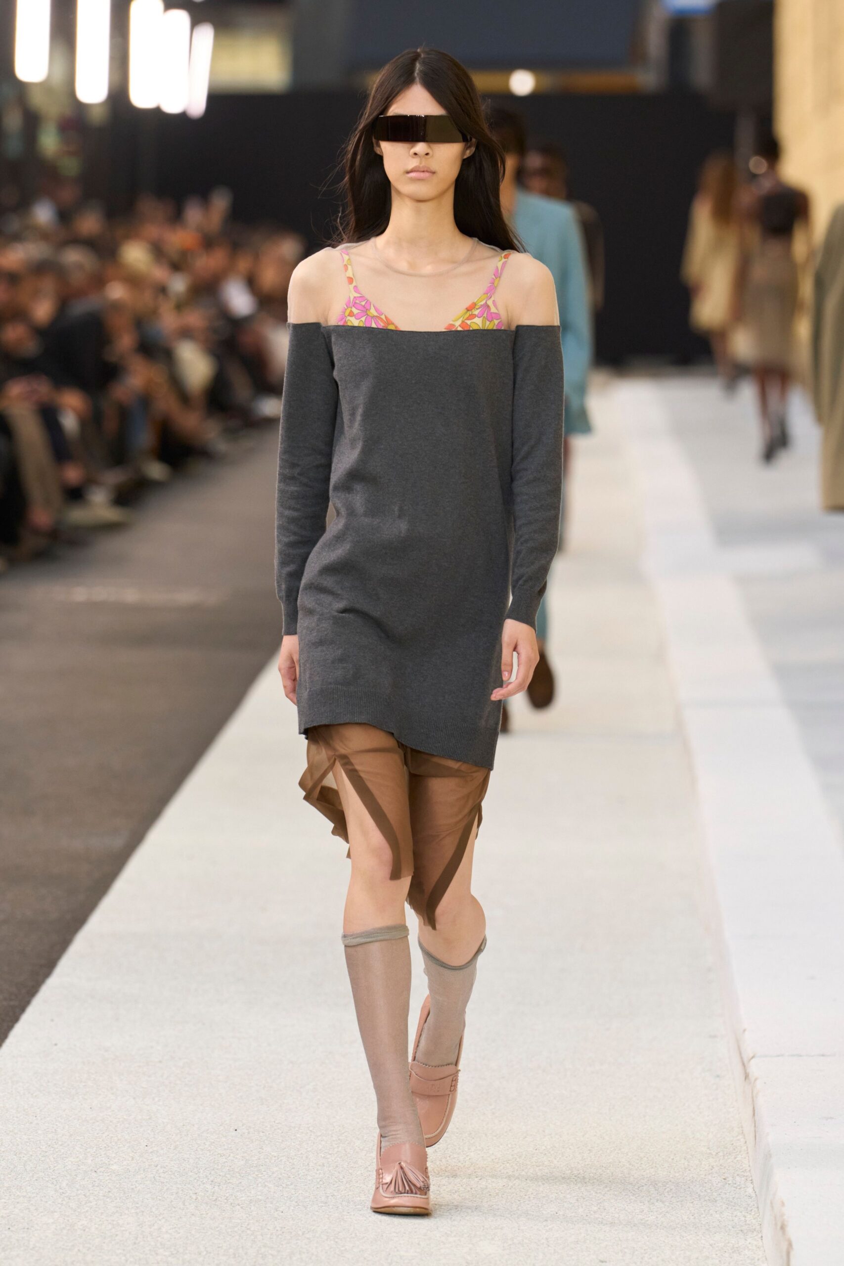 gray cotton sleeveless off-shoulder relaxed layered short dress