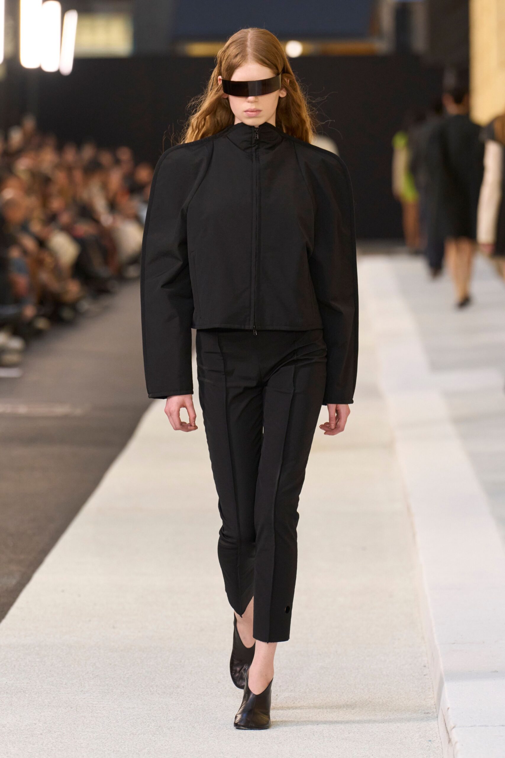 black cotton long-sleeve collared structured jacket