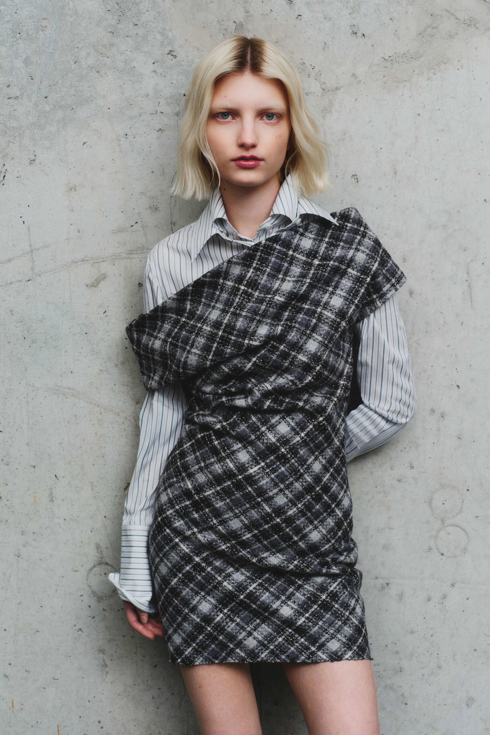 black cotton long-sleeve off-shoulder fitted checked ruched dress