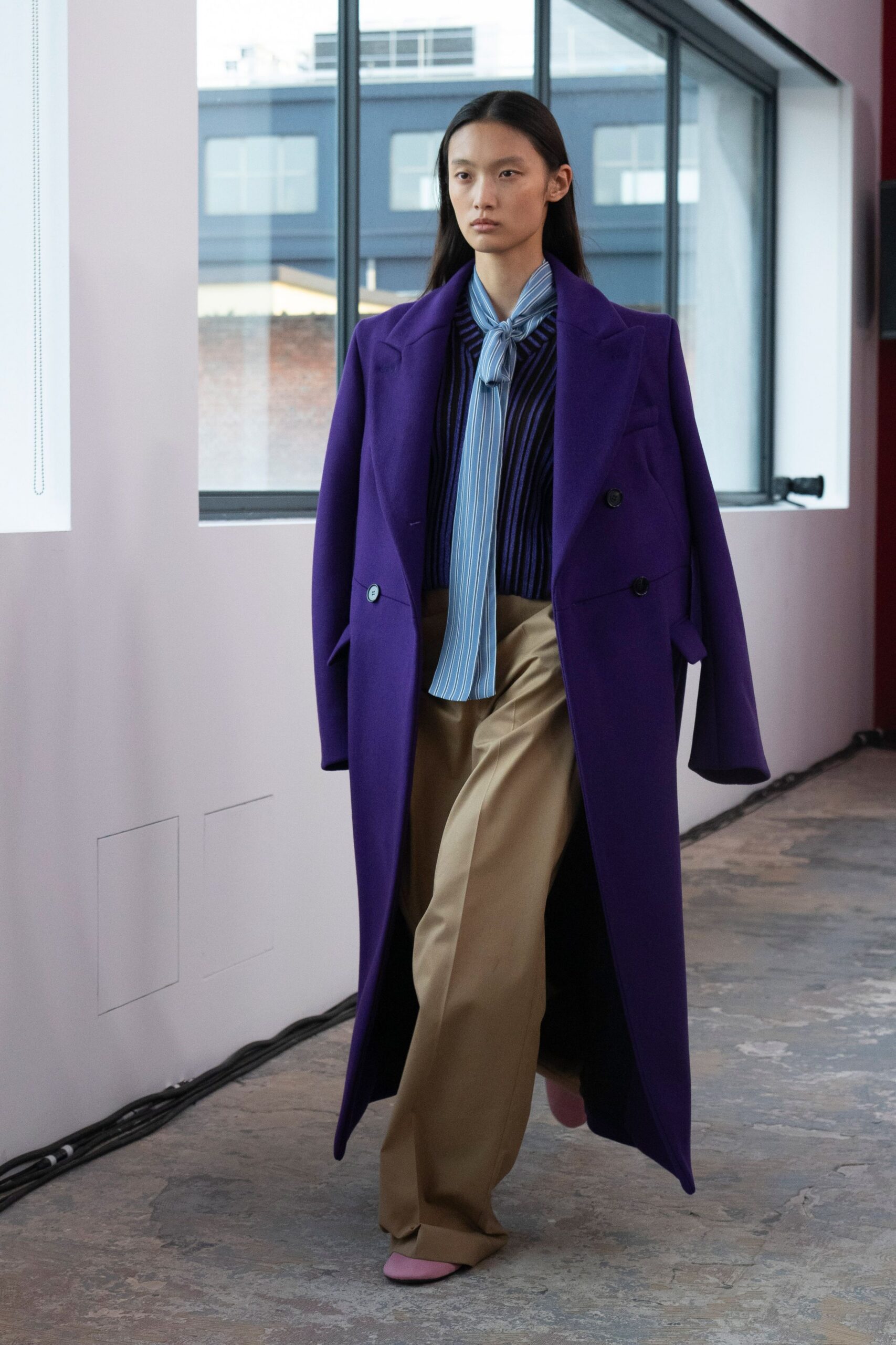 purple long-sleeve collared oversized coat