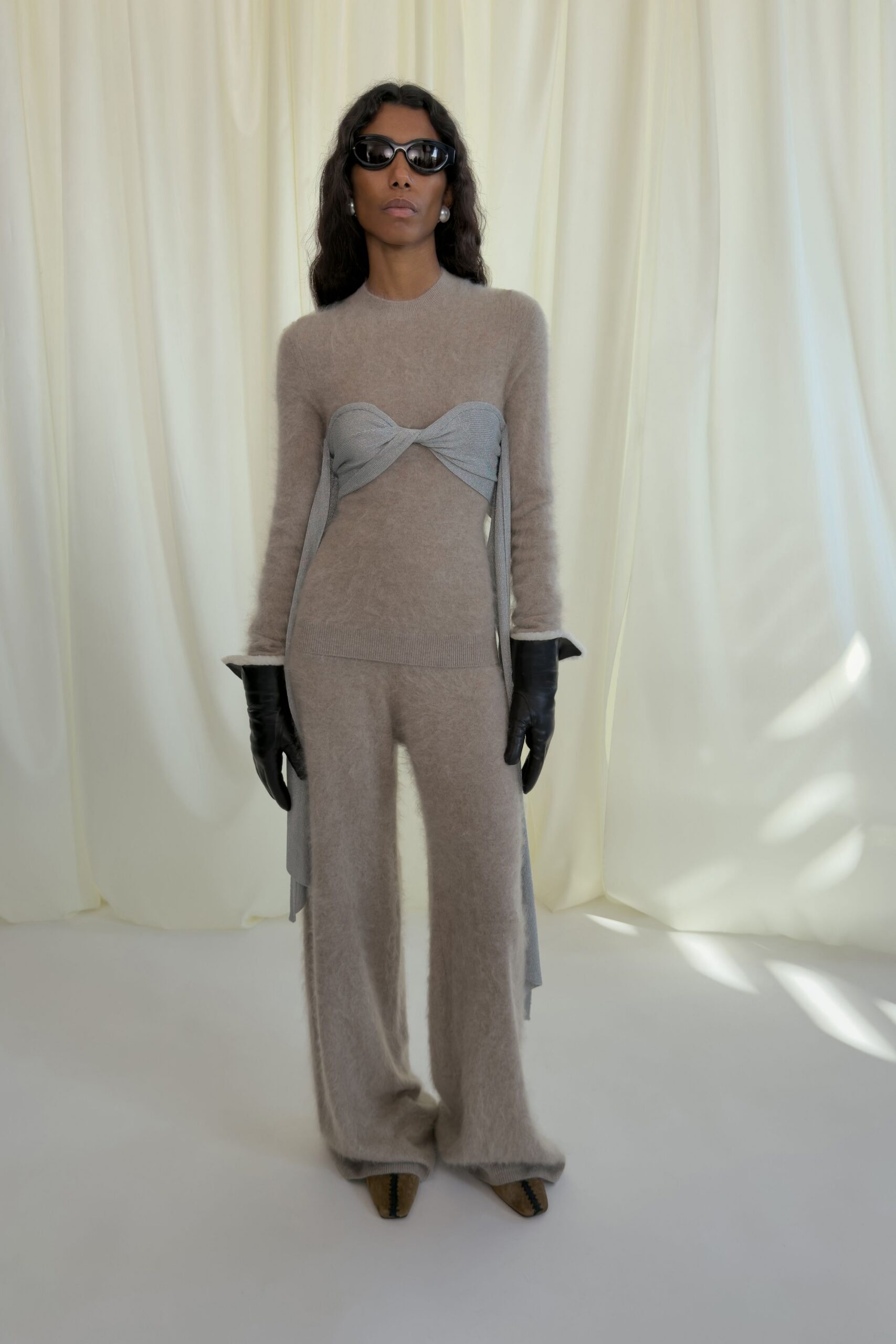 beige wool fitted flared pants