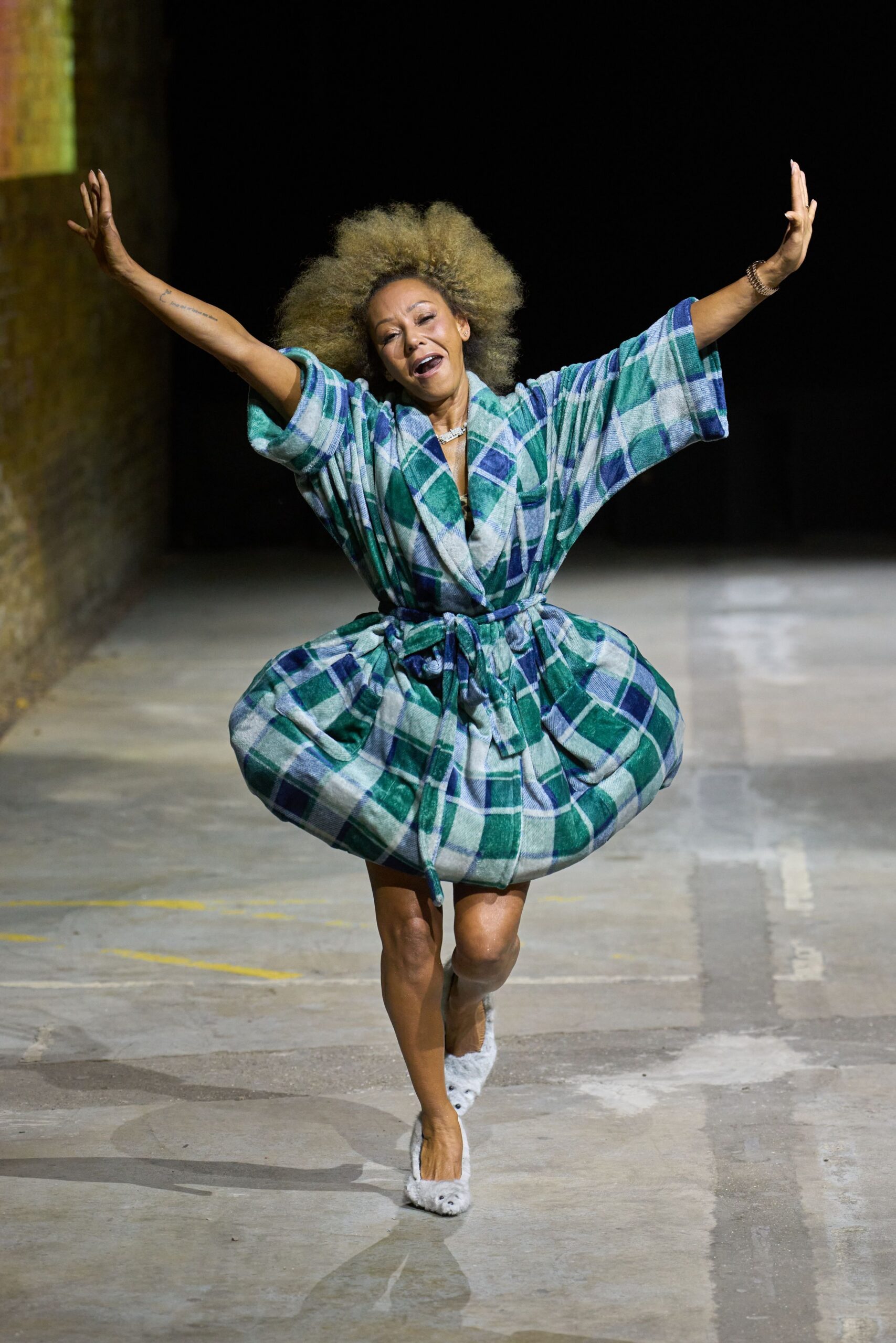 blue cotton short-sleeve collared relaxed checked mini dress