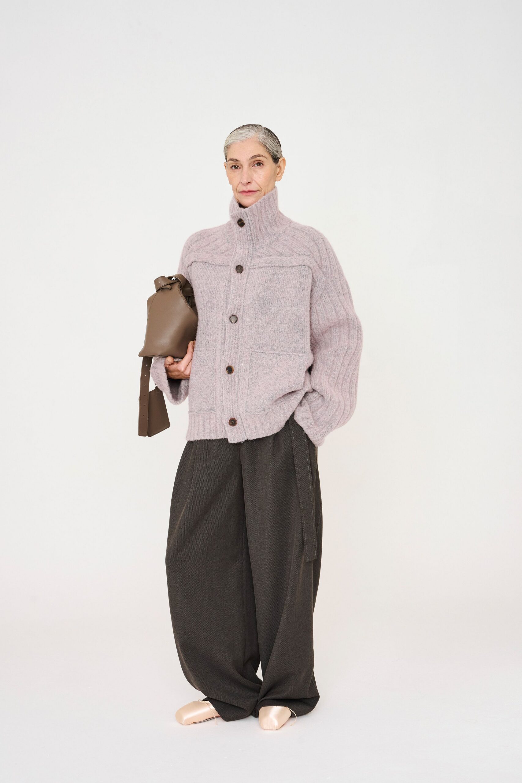 pink wool long-sleeve collared oversized buttoned sweater