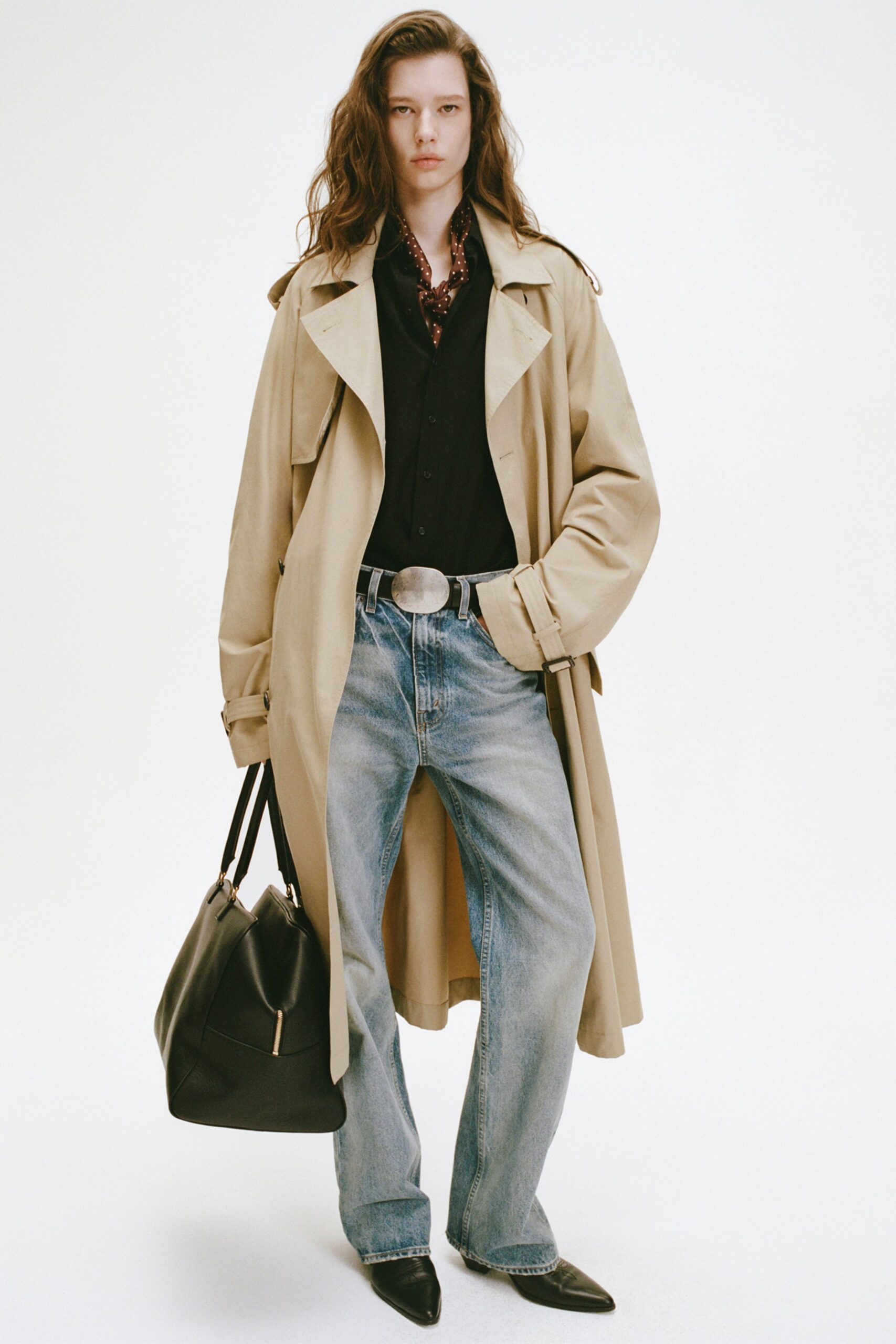 beige cotton long-sleeve collared relaxed buttoned trench