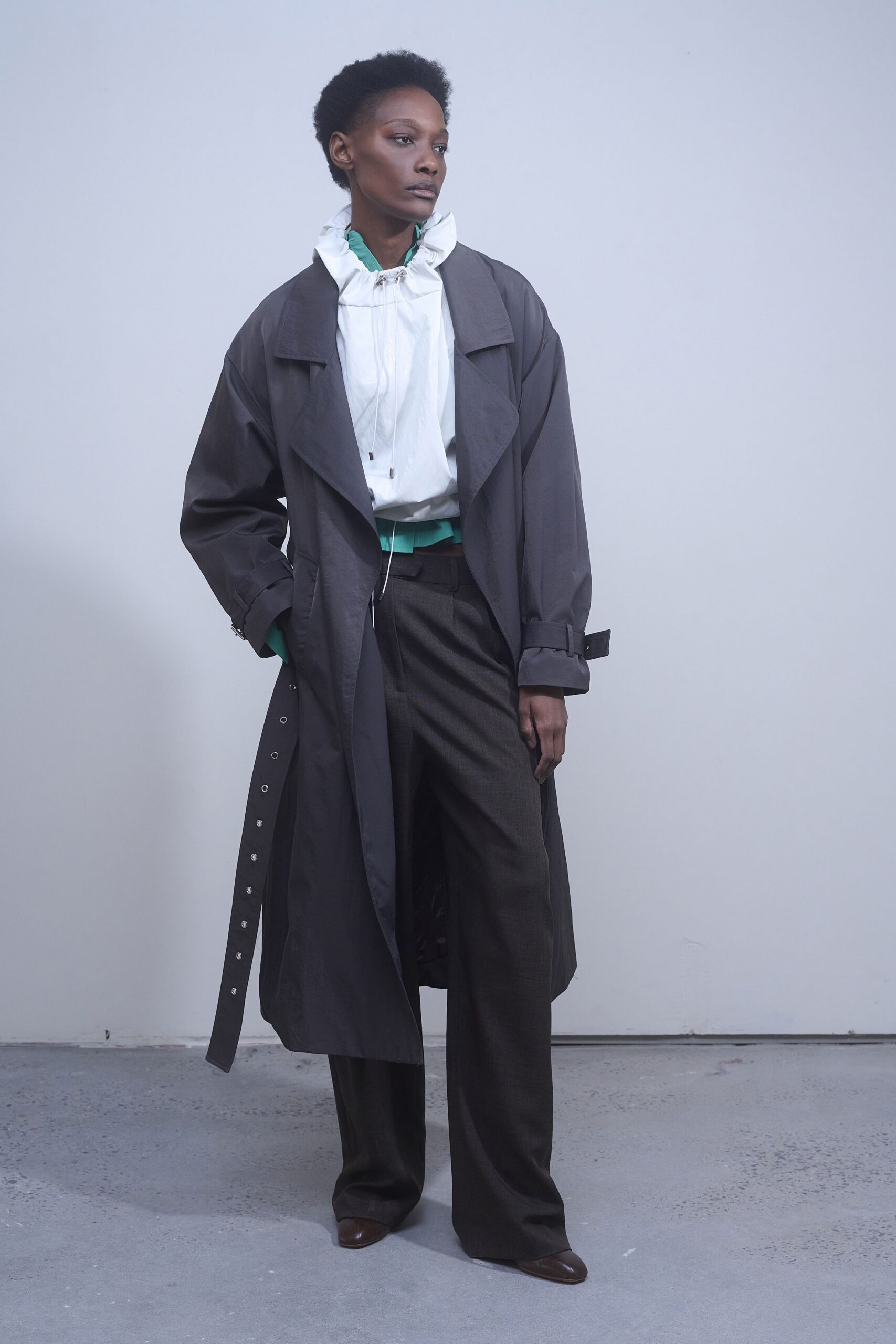 gray cotton long-sleeve collared relaxed belted trench