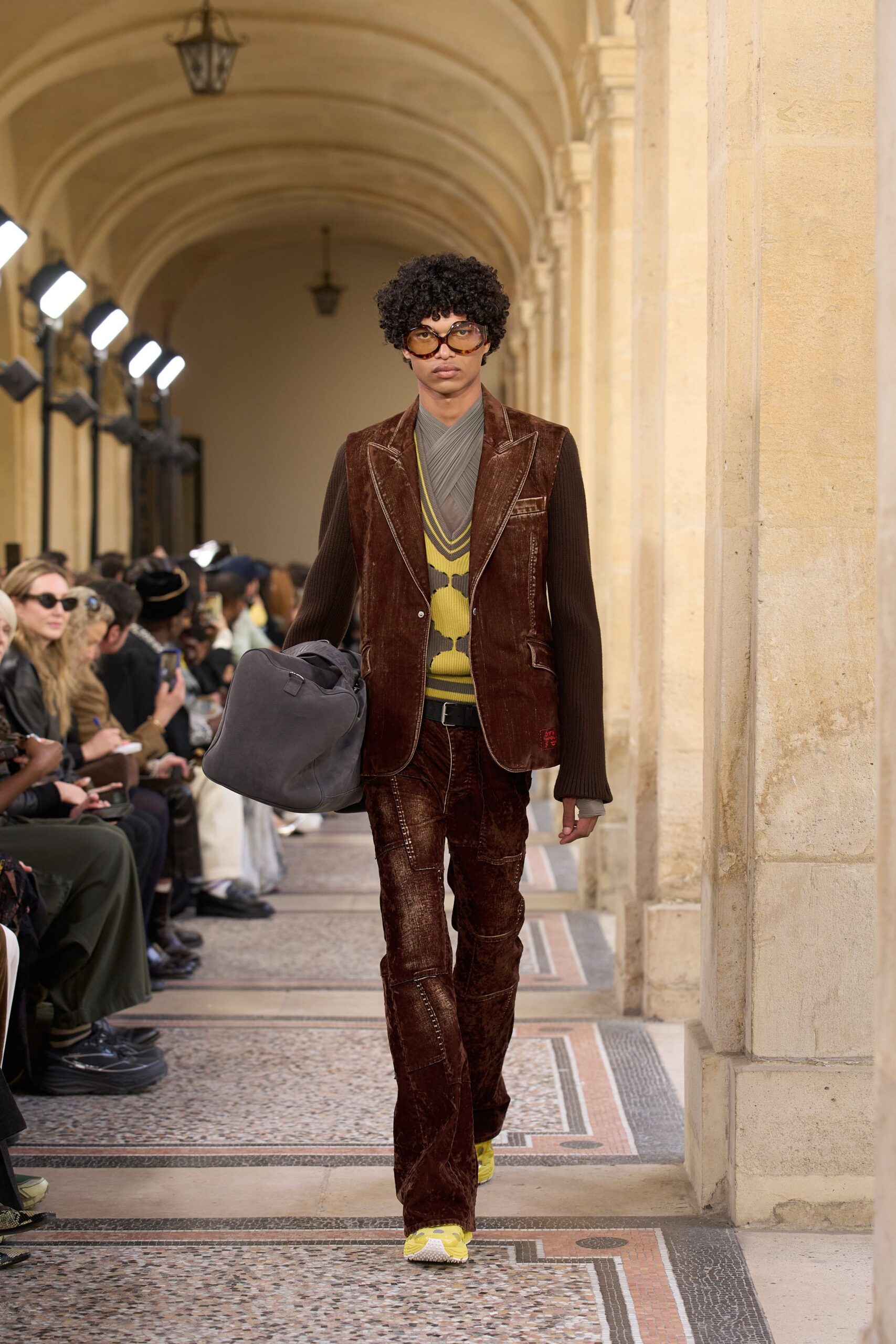Off-White Fall 2026 Ready-to-Wear Look 9
