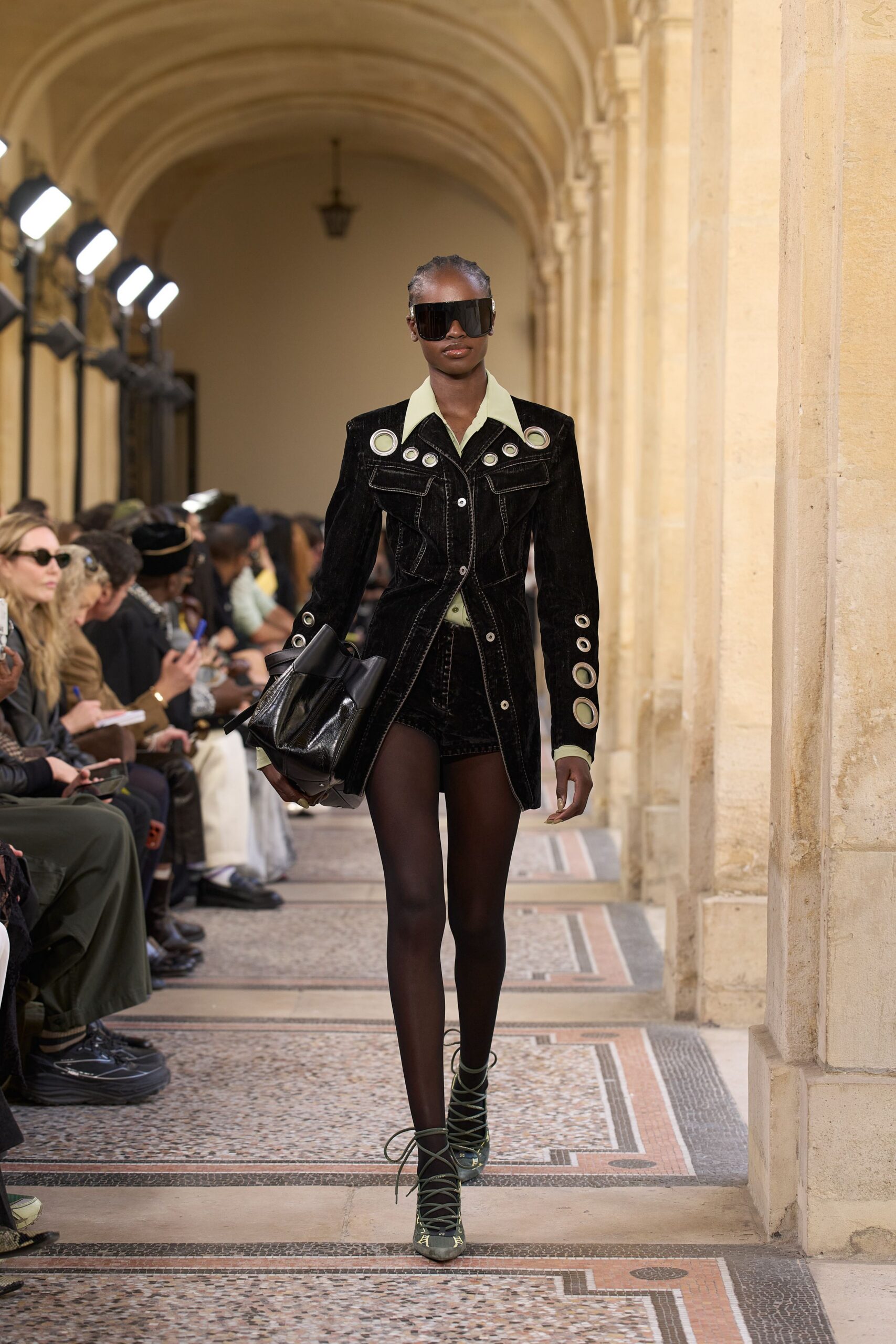 Off-White Fall 2026 Ready-to-Wear Look 10
