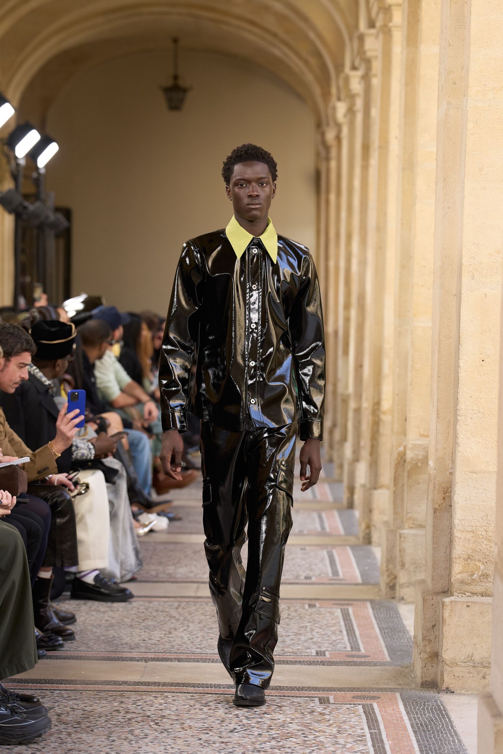 Off-White Fall 2026 Ready-to-Wear Look 22