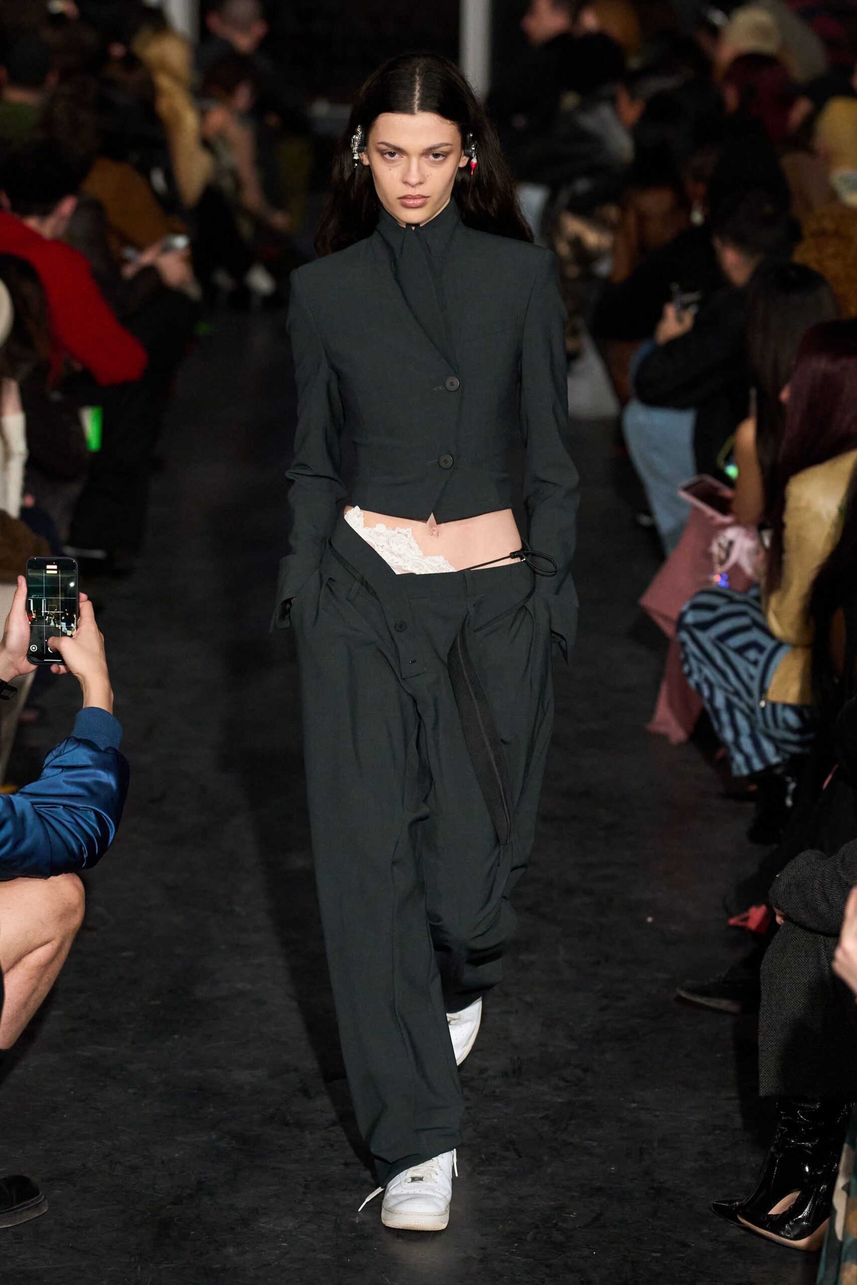 black cotton long-sleeve collared structured jacket
