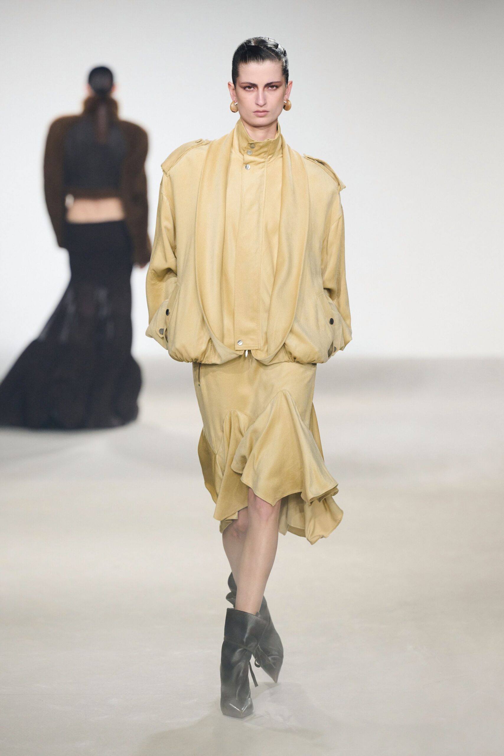 Oude Waag Shanghai Fall 2026 Look 13