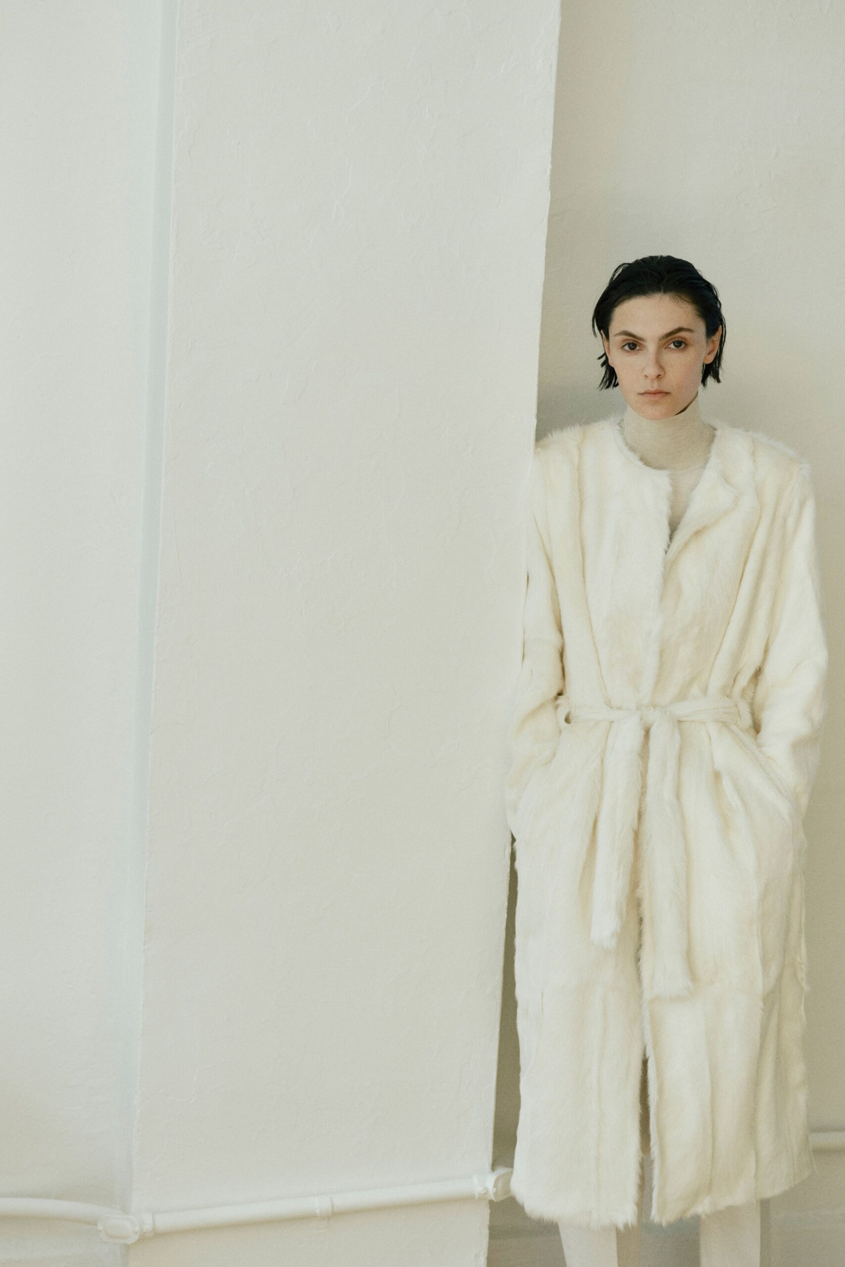 white faux-fur long-sleeve collared relaxed belted coat