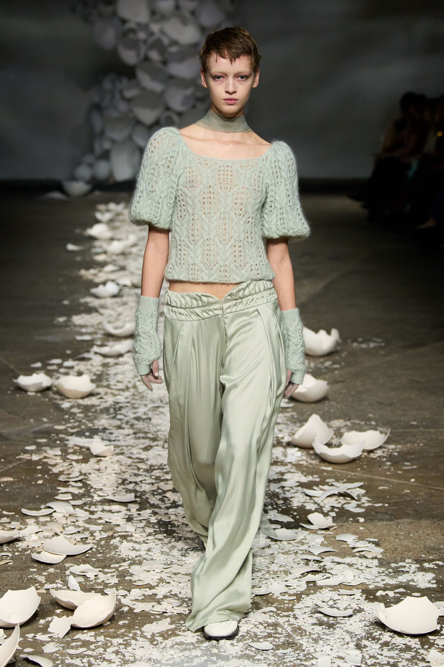 green wool sleeveless square-neck fitted ribbed cropped top