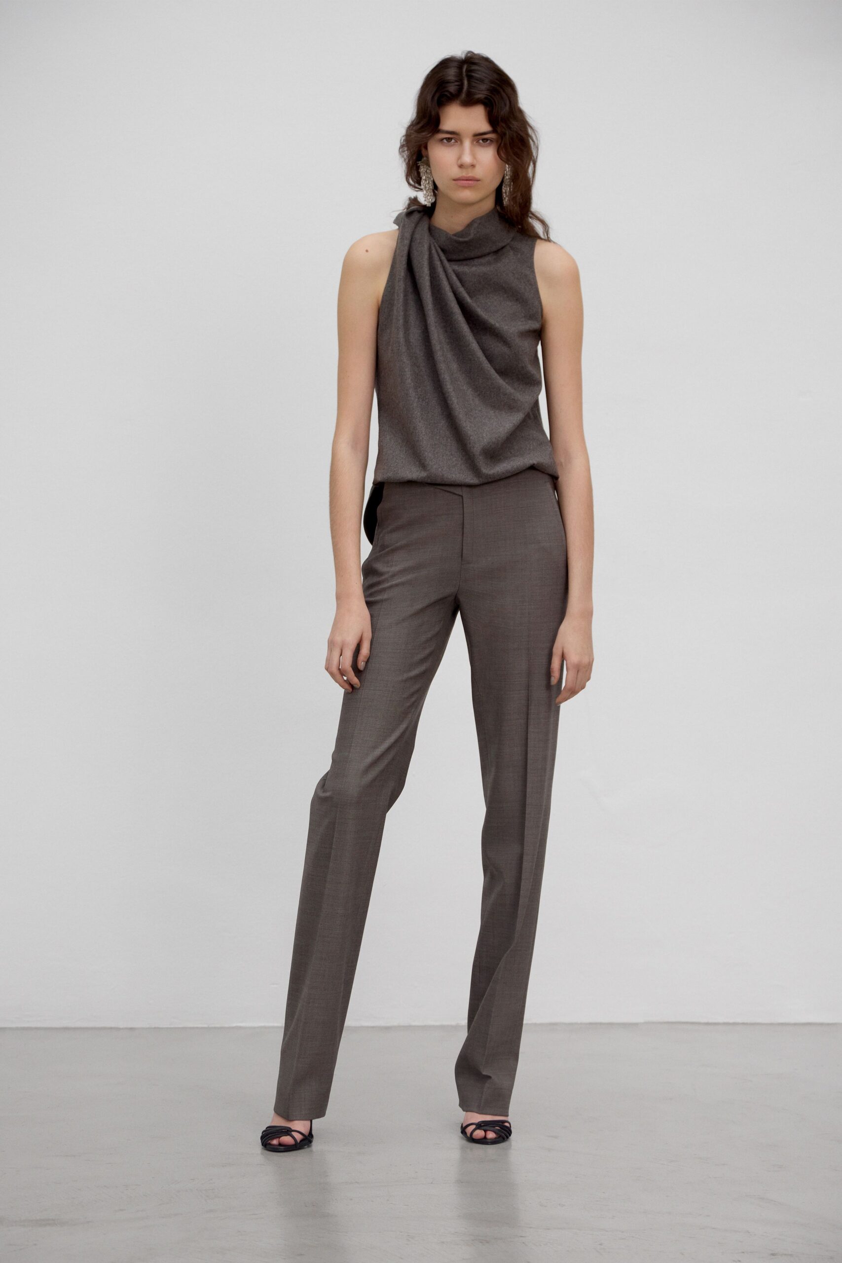 gray cotton sleeveless high-neck fitted draped top