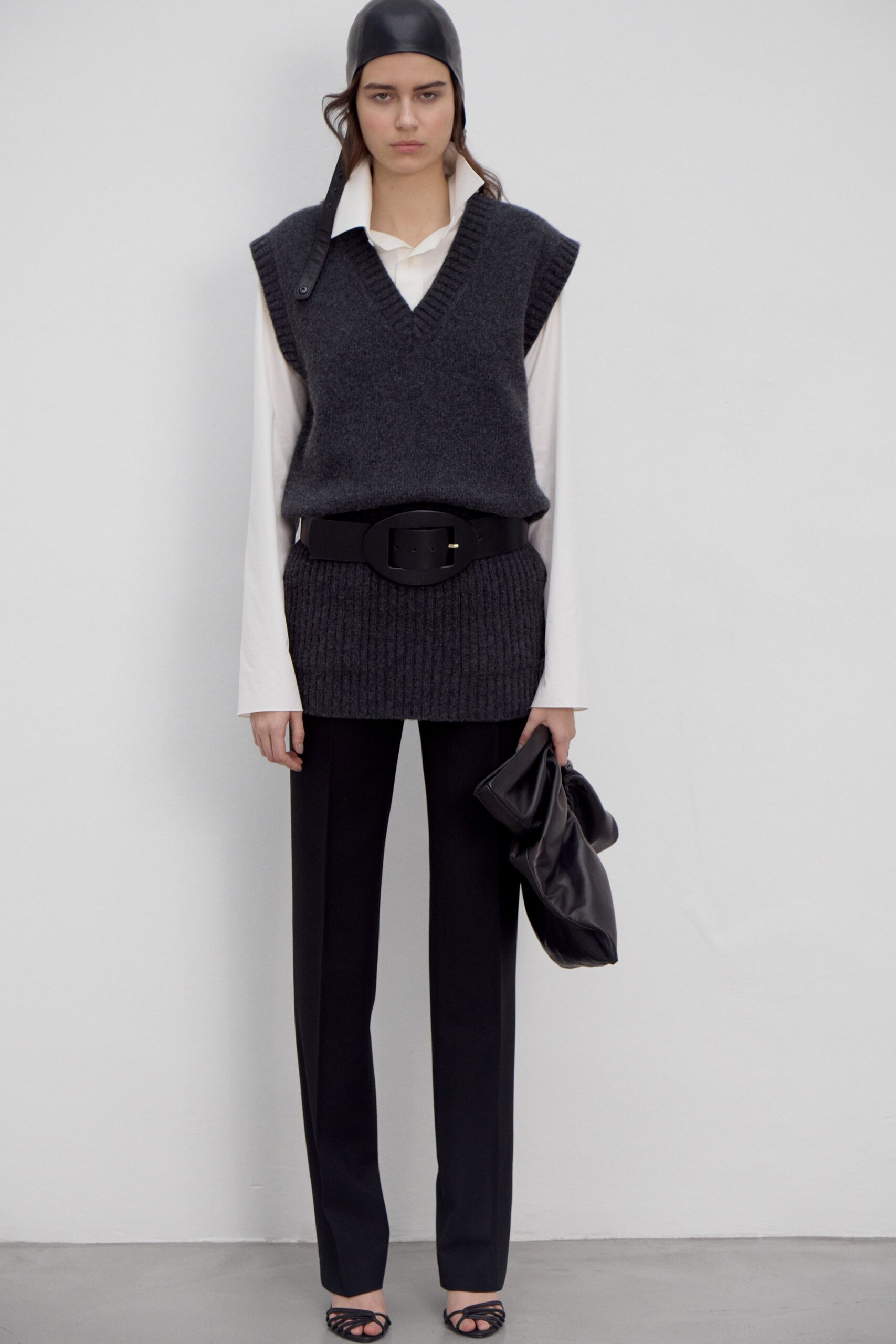 gray wool sleeveless v-neck fitted ribbed vest