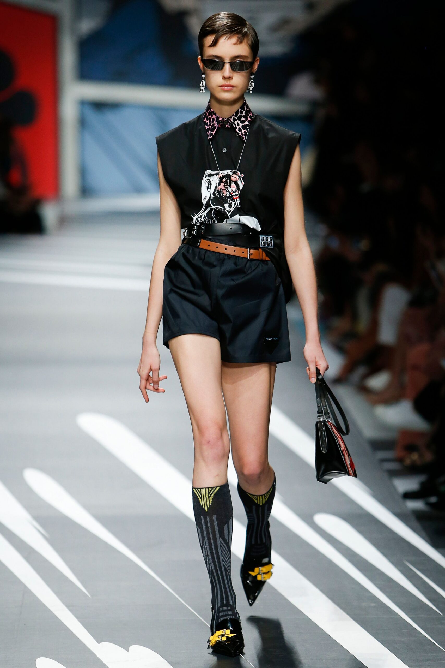 Prada Spring 2018 Ready-to-Wear Look 17