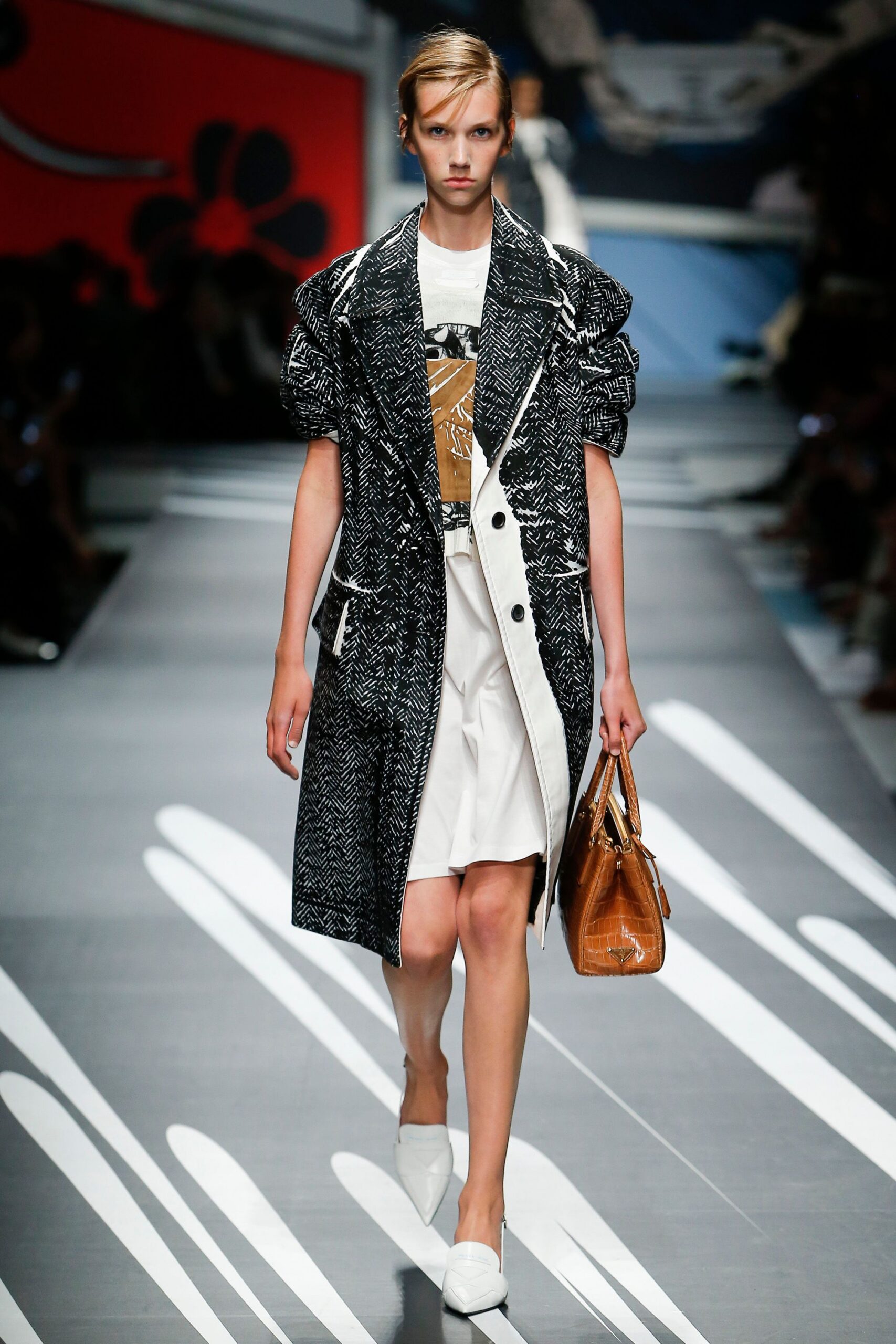Prada Spring 2018 Ready-to-Wear Look 43