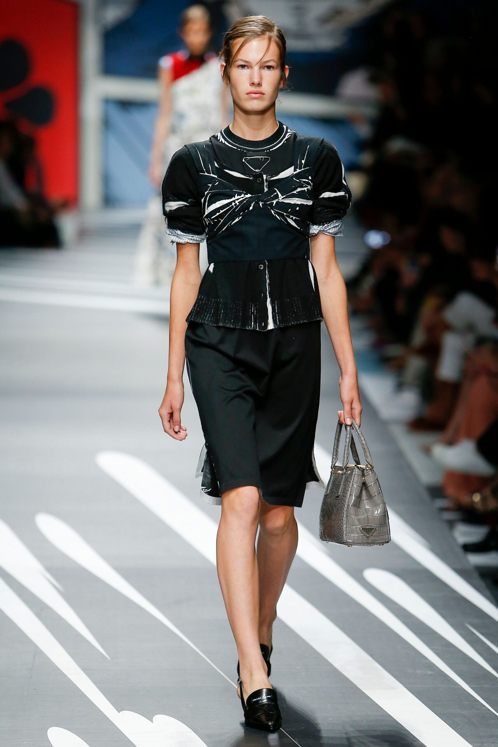 Prada Spring 2018 Ready-to-Wear Look 45