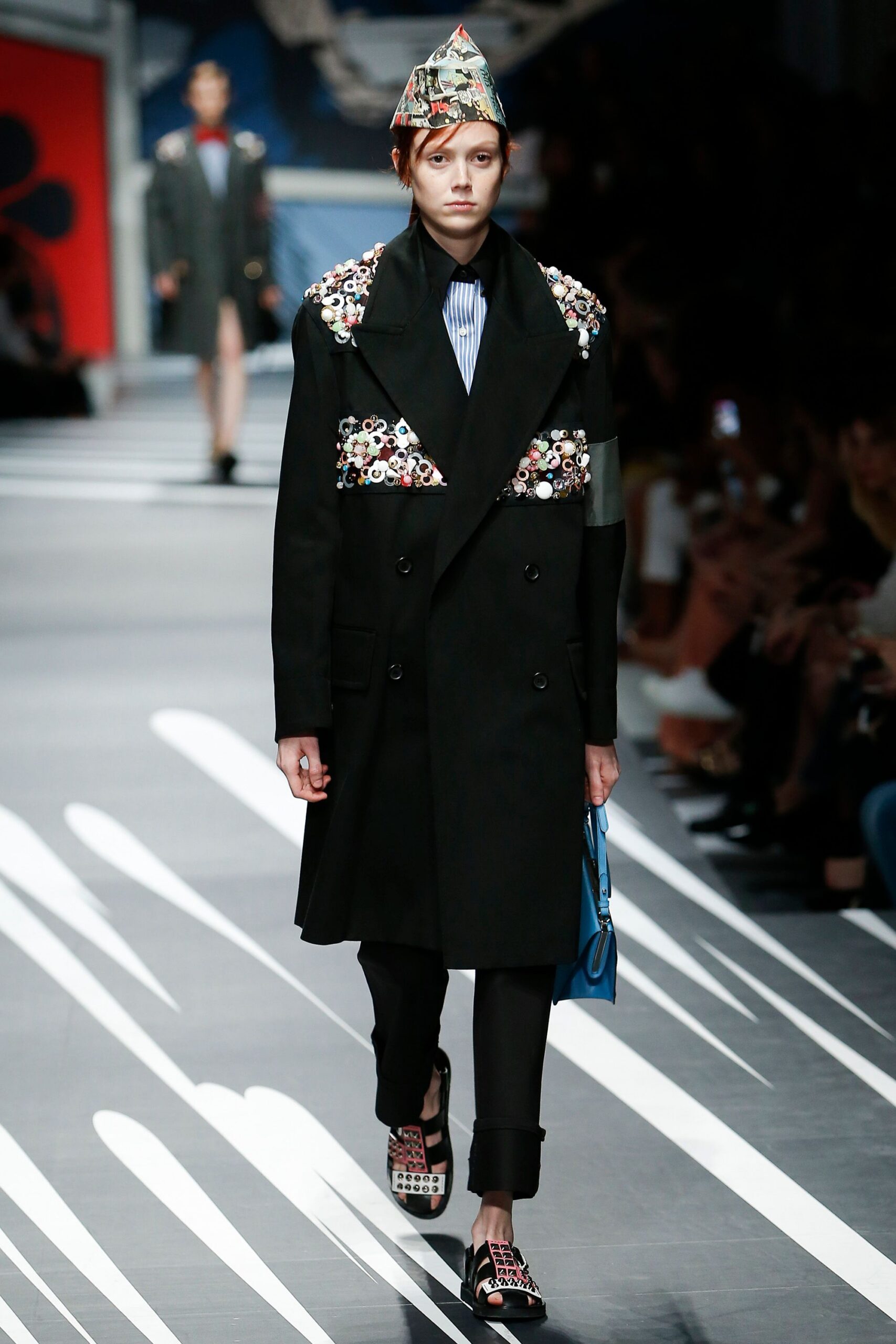 black wool long-sleeve double-breasted structured embroidered coat
