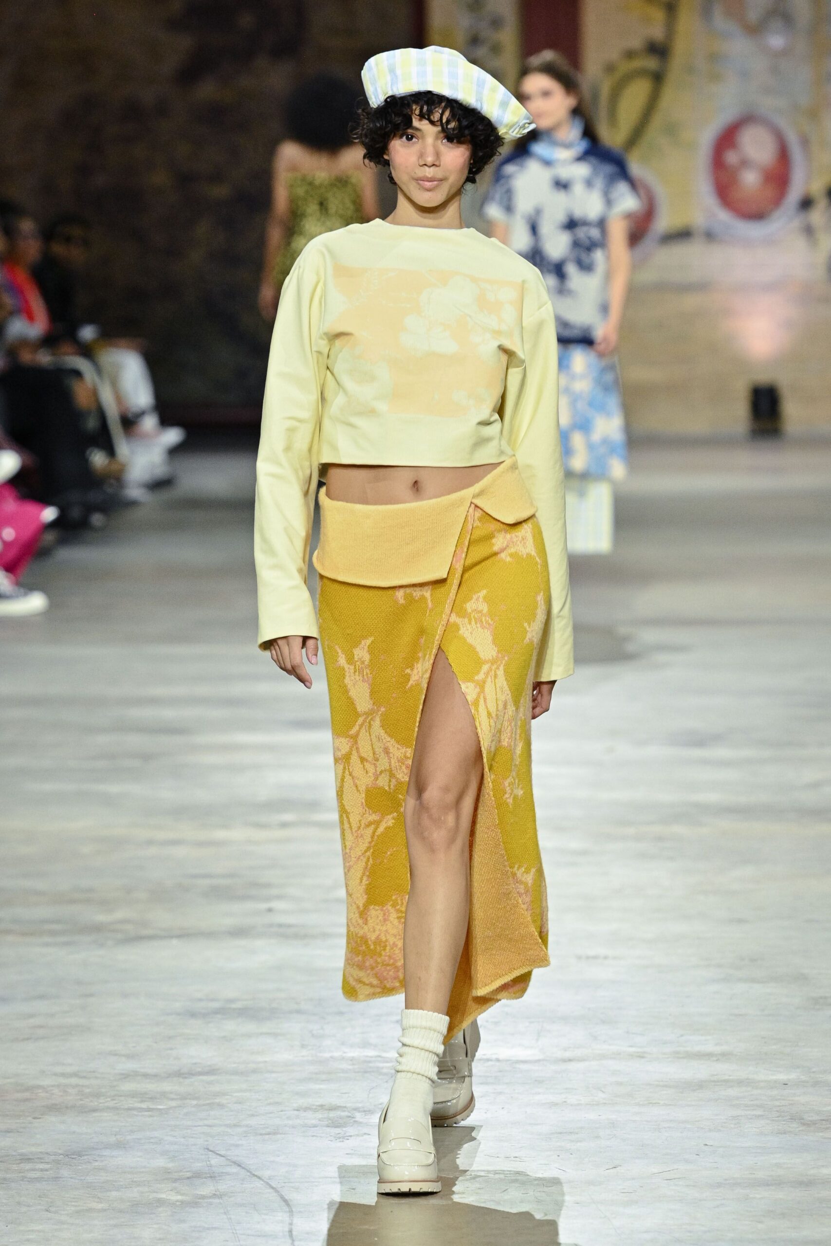 yellow cotton long-sleeve fitted floral cropped top