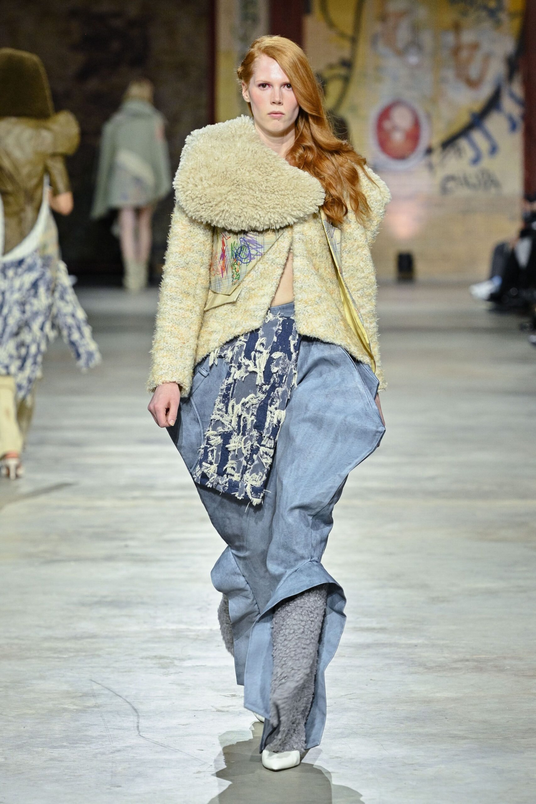 beige wool long-sleeve collared relaxed embroidered jacket