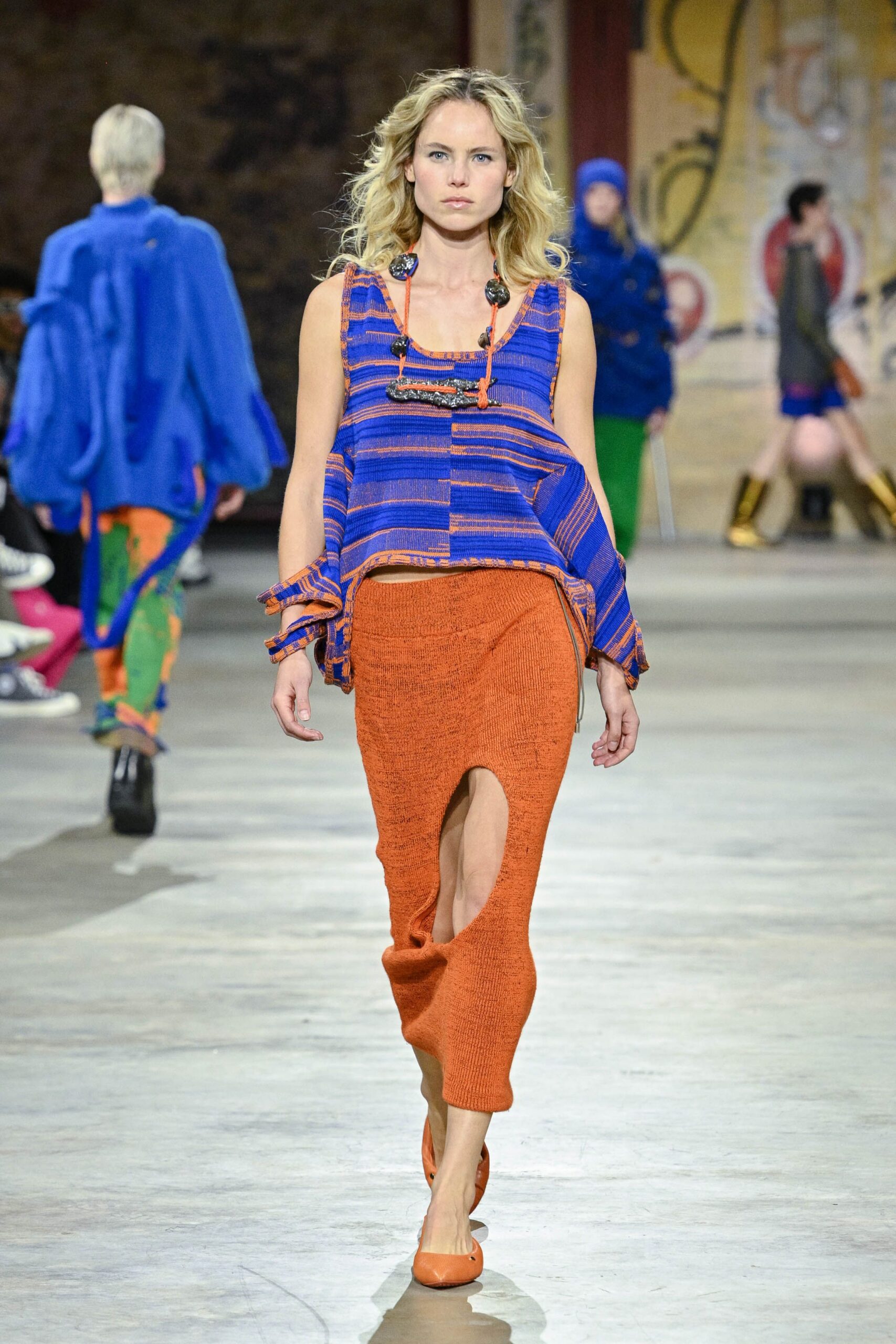 orange knit slit fitted skirt