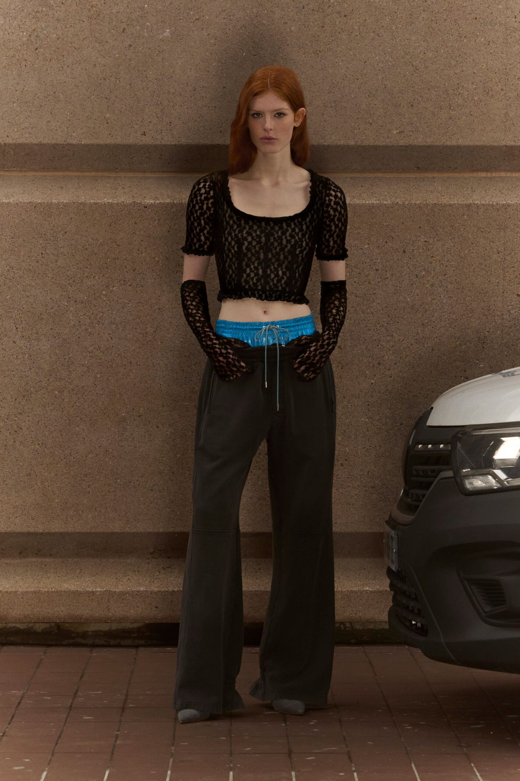 black lace short-sleeve scoop-neck fitted textured top