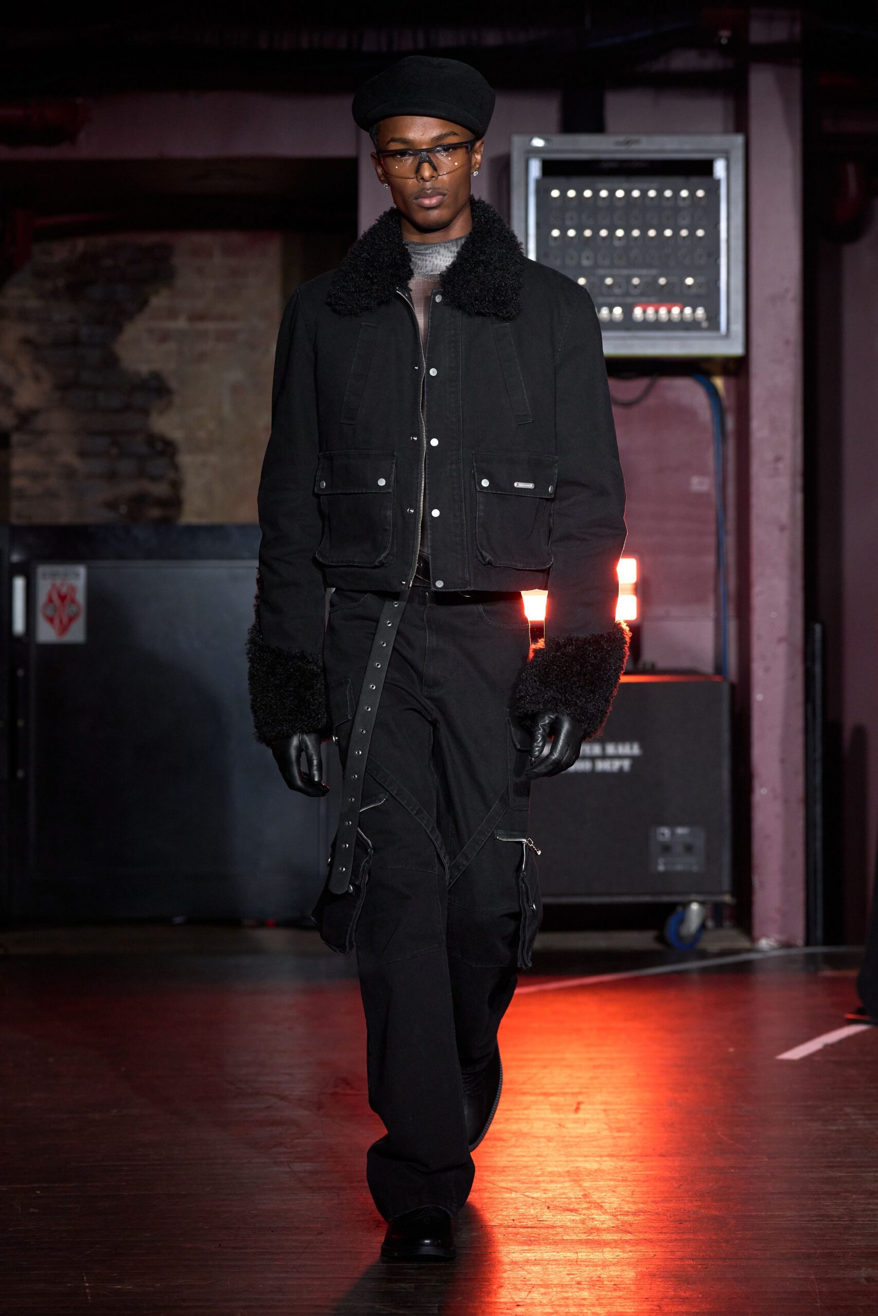 black denim long-sleeve collared fitted fringed jacket