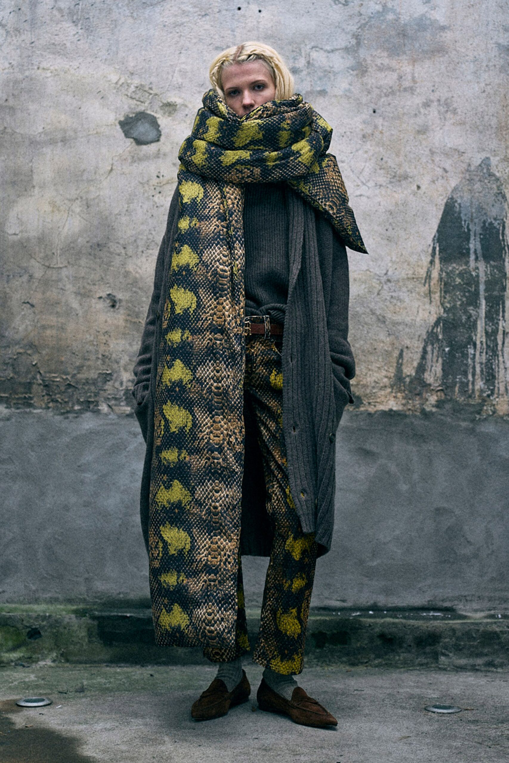 yellow cotton slim printed pants