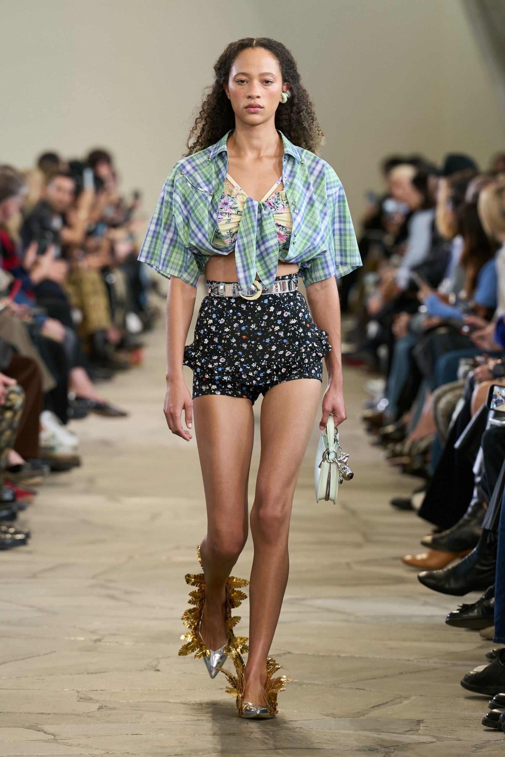 black cotton fitted flared short shorts