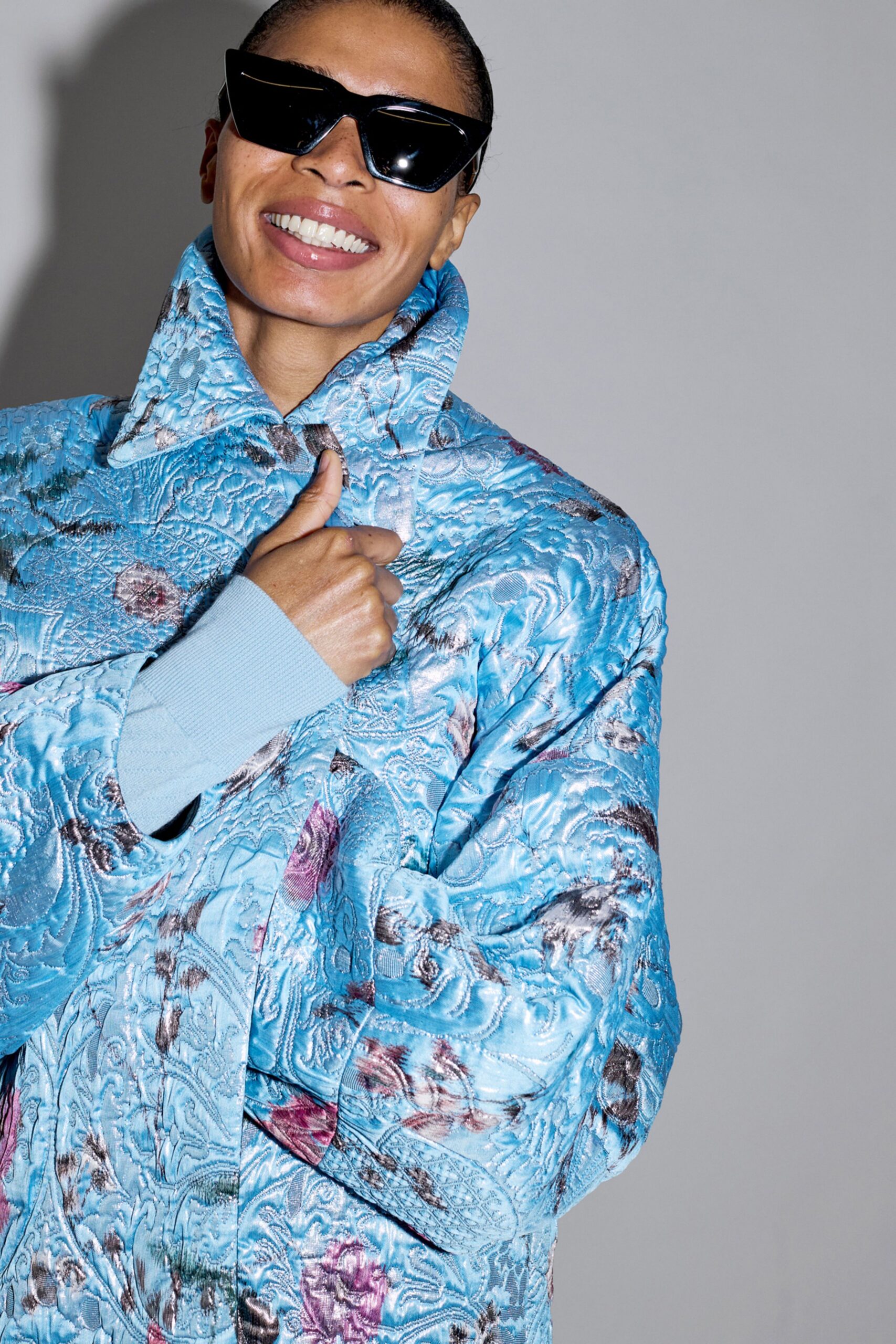 blue silk long-sleeve collared oversized embroidered jacket