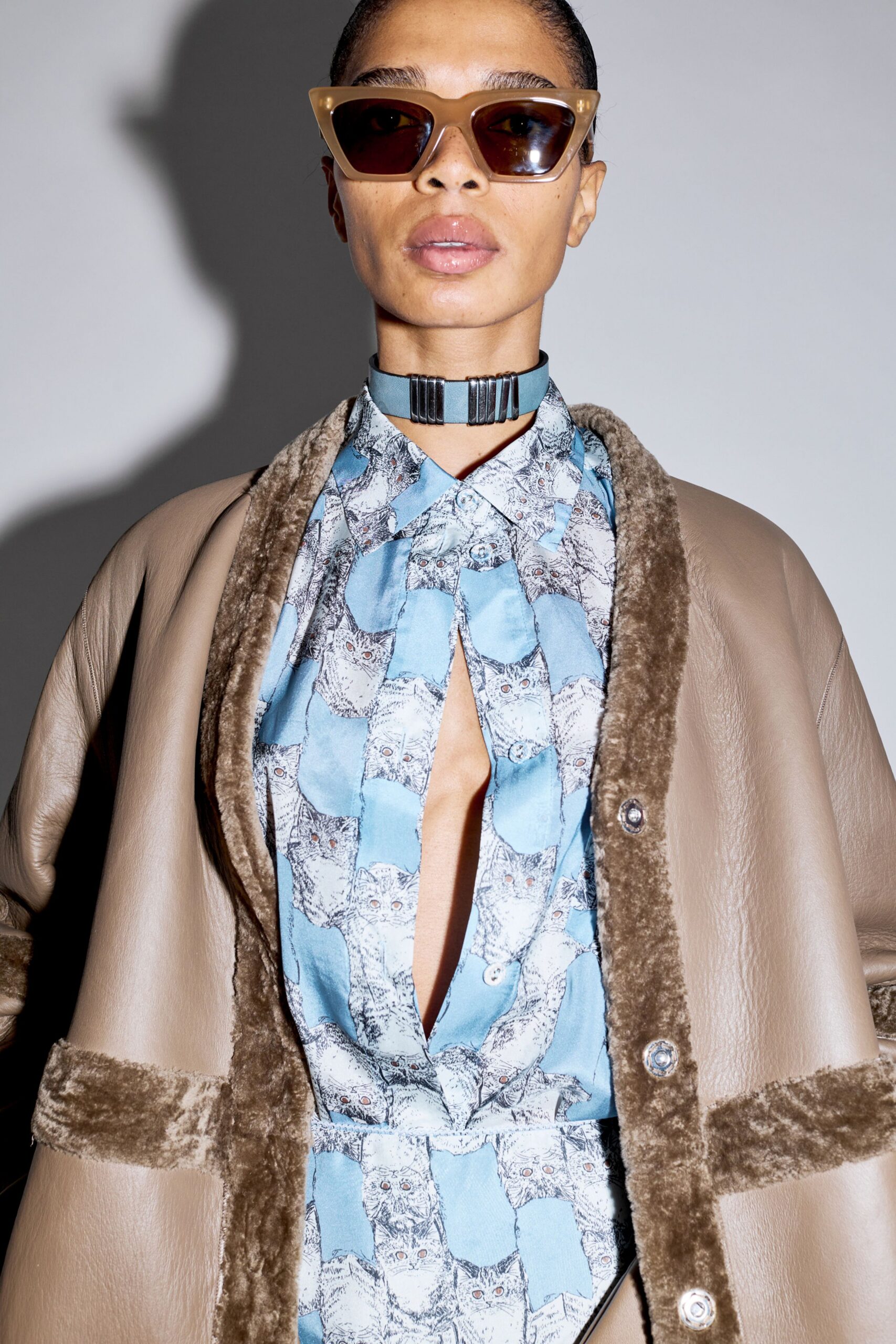 blue silk long-sleeve v-neck fitted pleated shirt