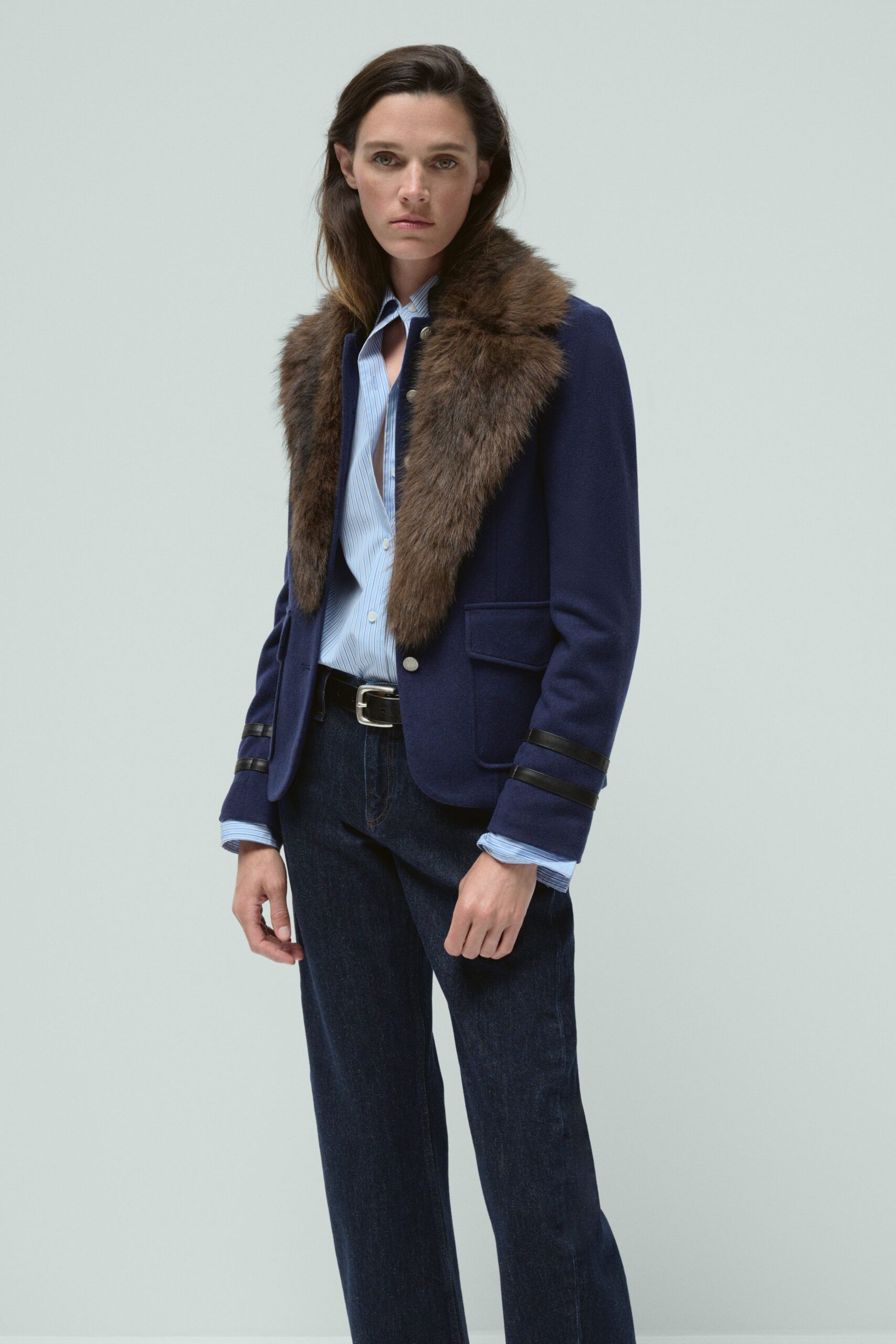 blue wool long-sleeve collared structured pockets blazer