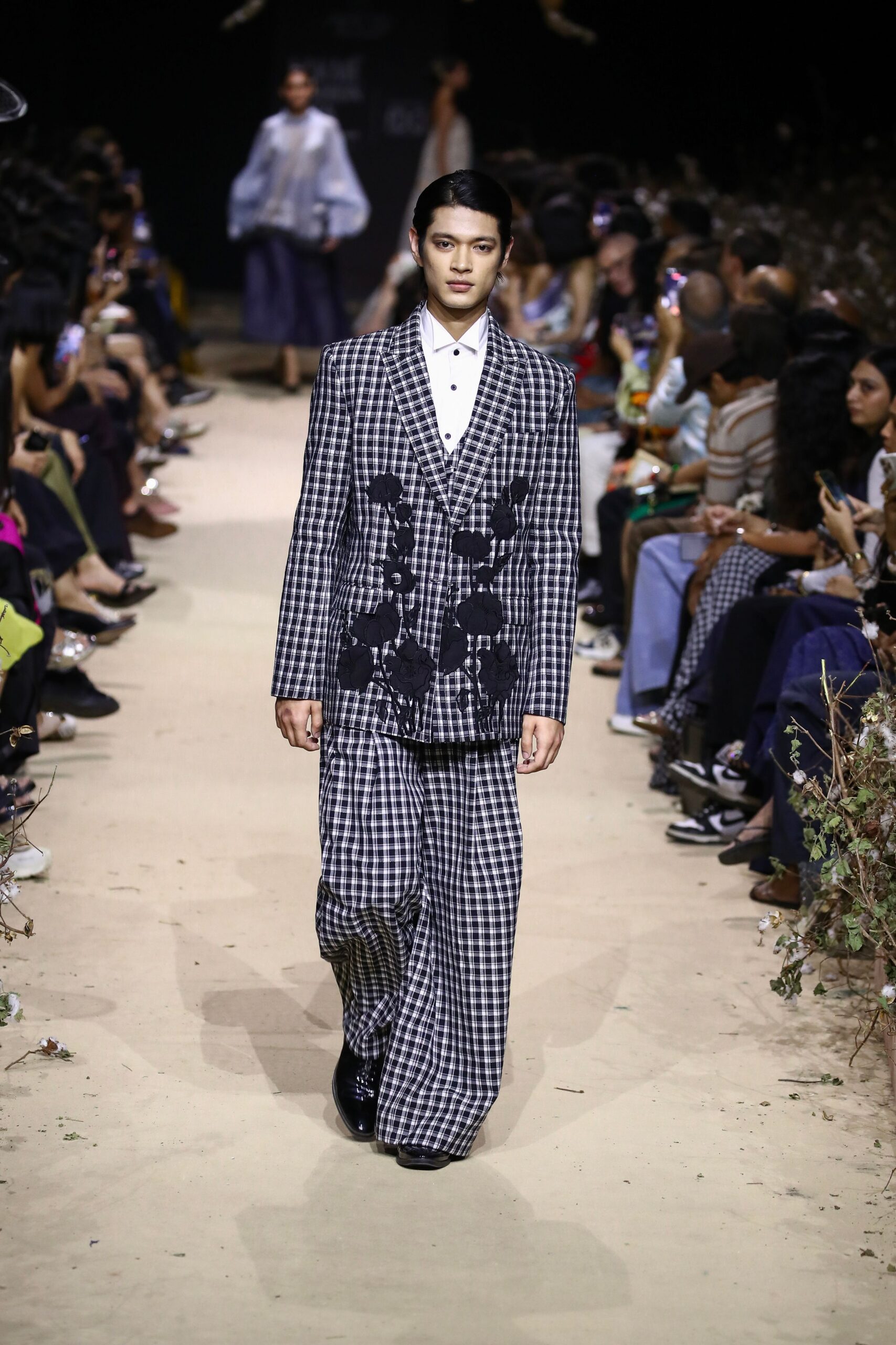 Rahul Mishra AFEW Fall 2026 Ready-to-Wear Look 22