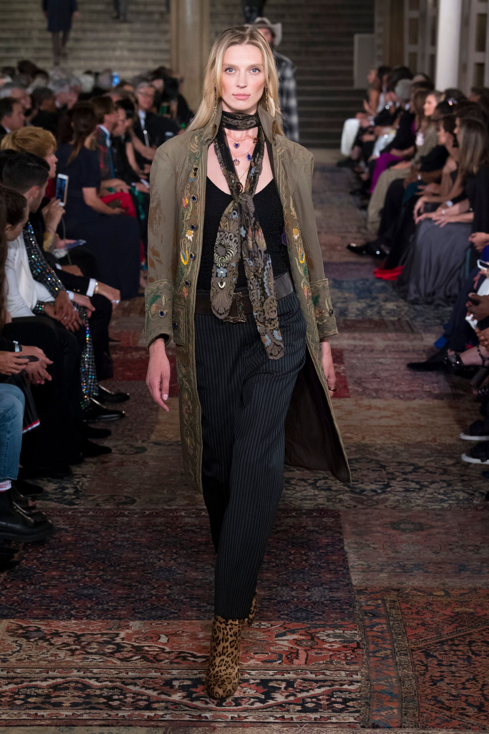 green cotton long-sleeve collared relaxed embroidered coat