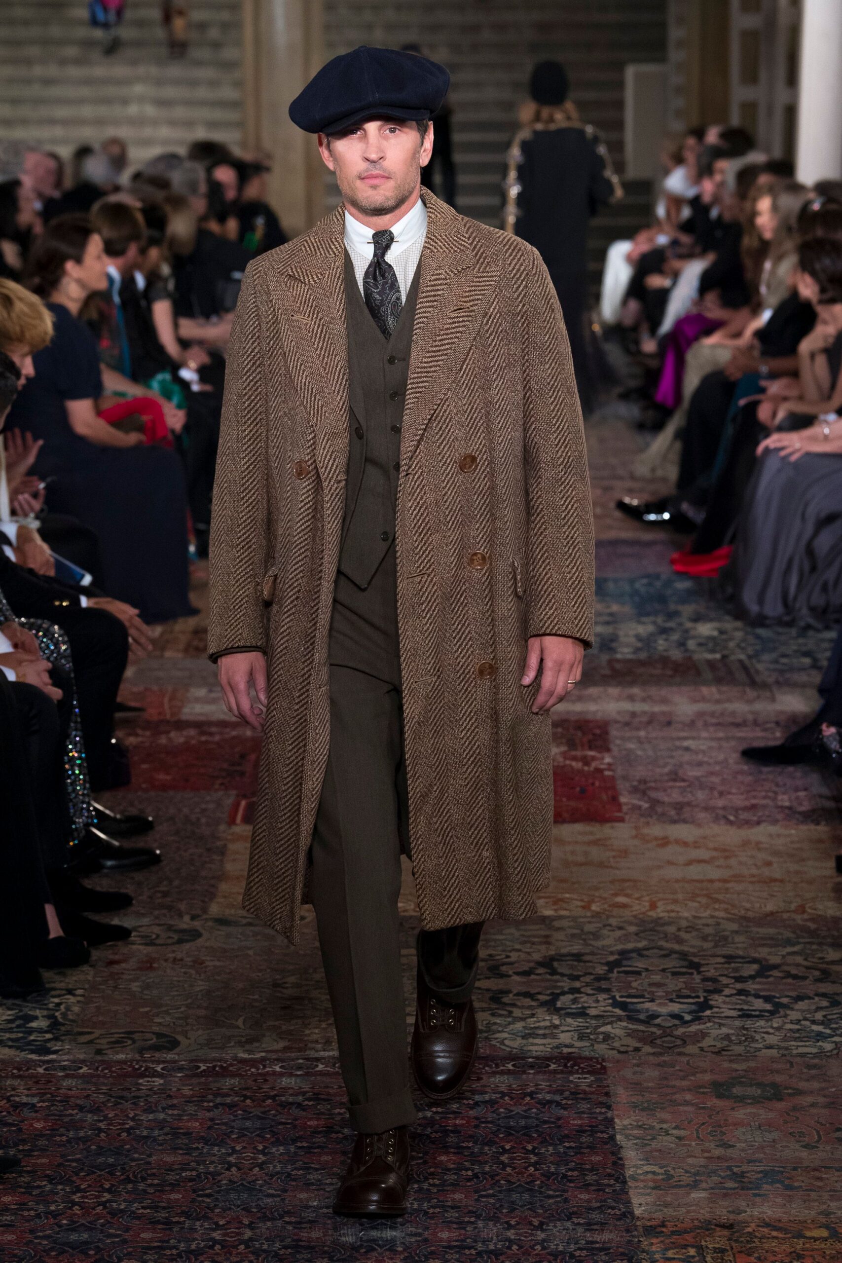 brown wool long-sleeve collared relaxed buttoned pleated coat