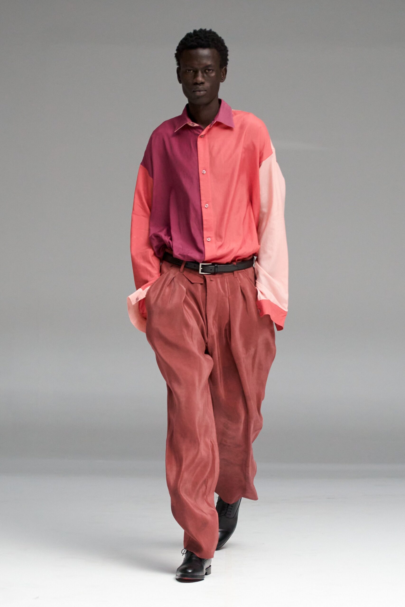 pink cotton long-sleeve collared relaxed color-blocked shirt