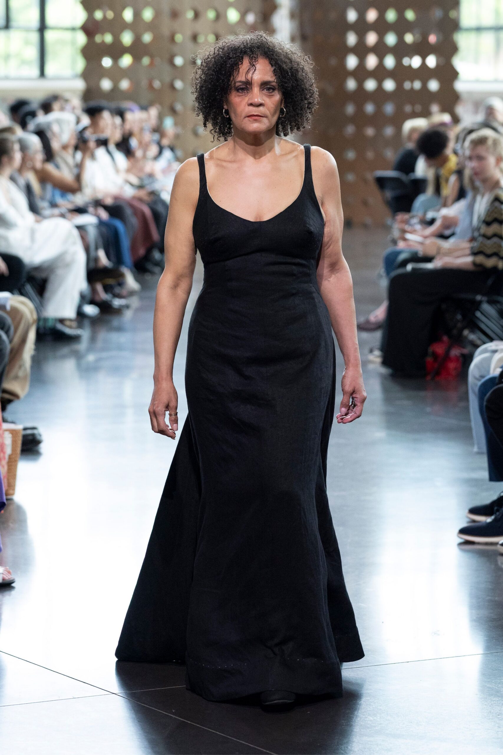 black fitted sleeveless gown